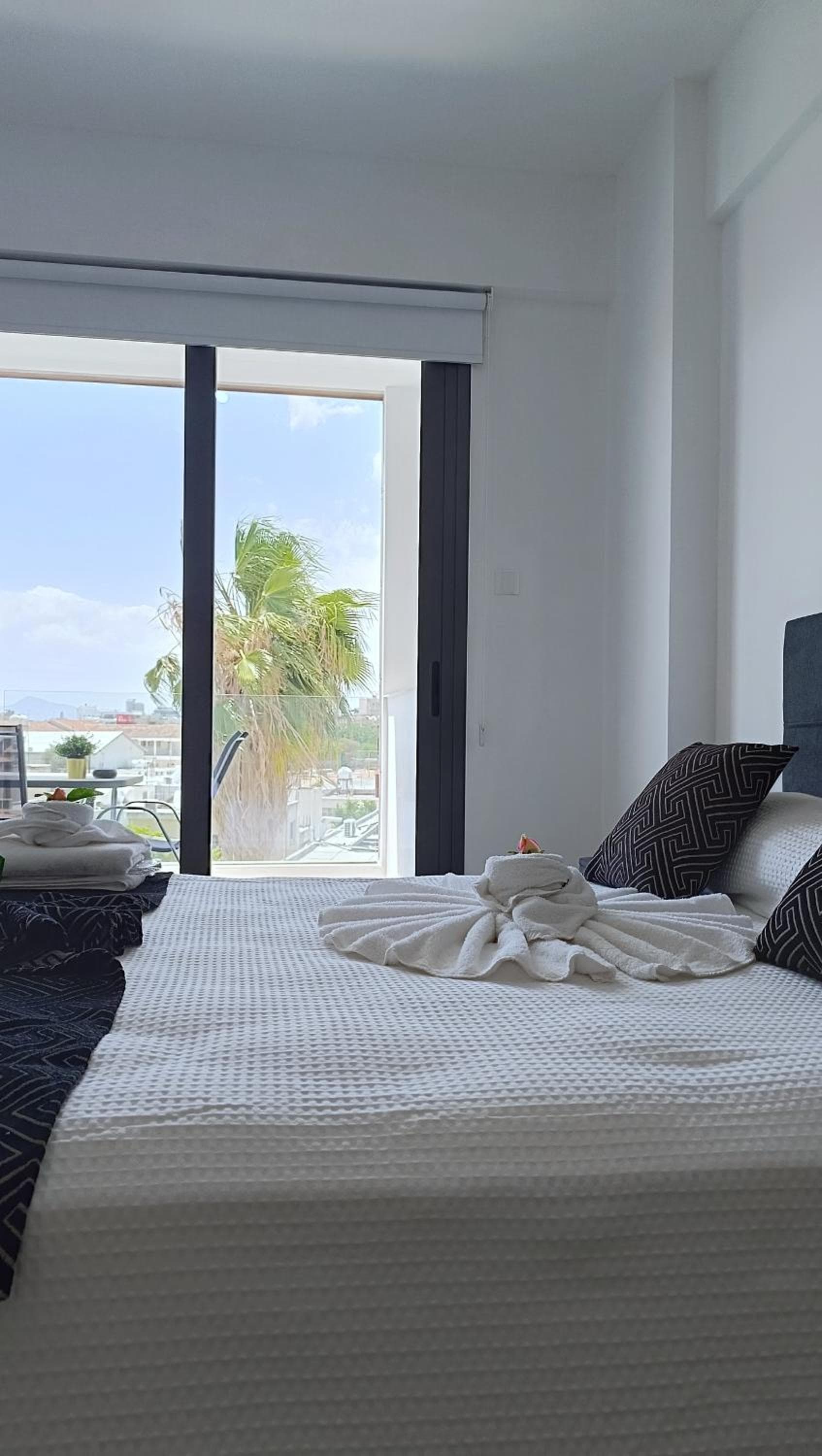 Larvella Estia Luxury Suites