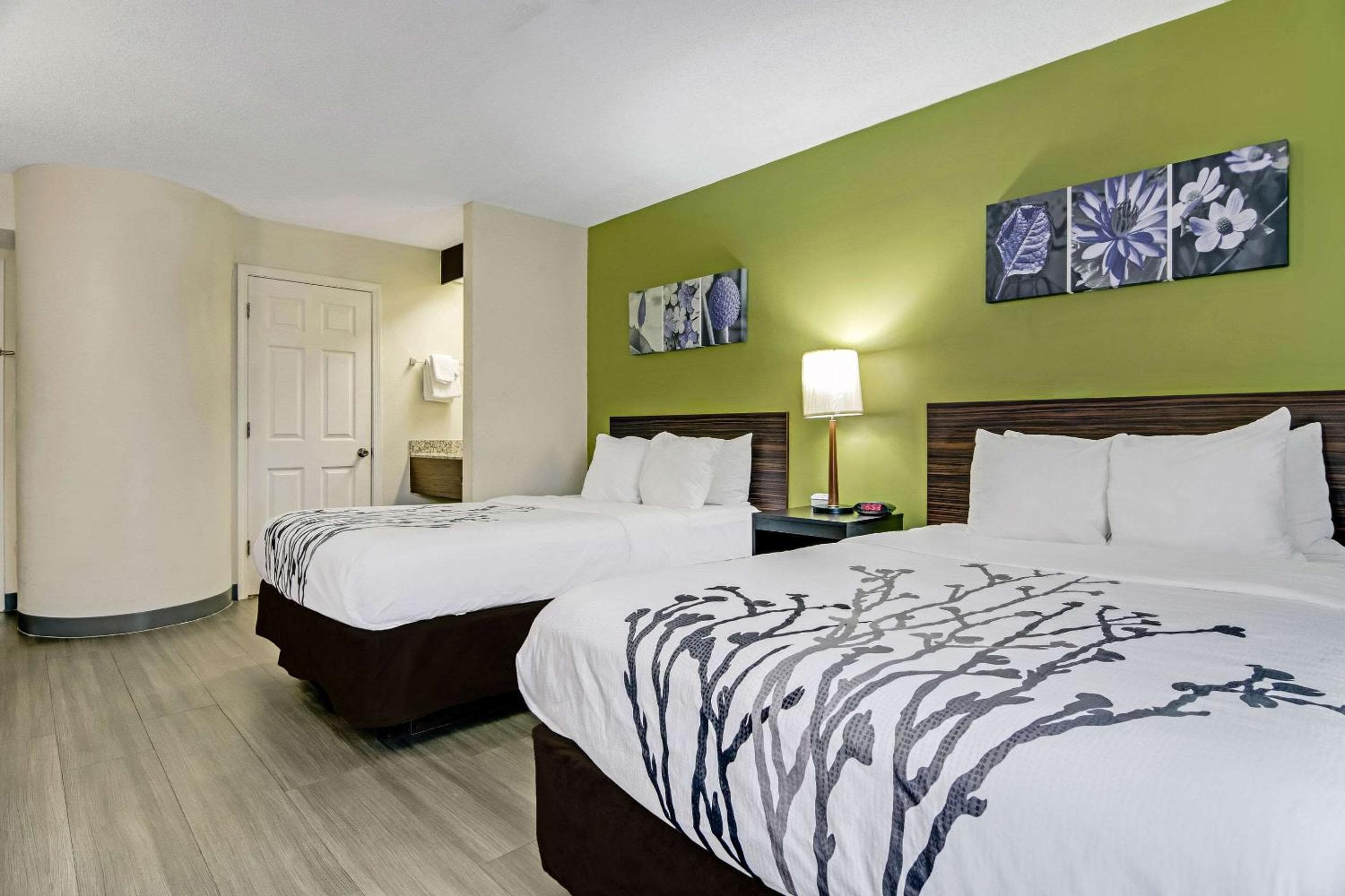 Sleep Inn near I-80 and I-94