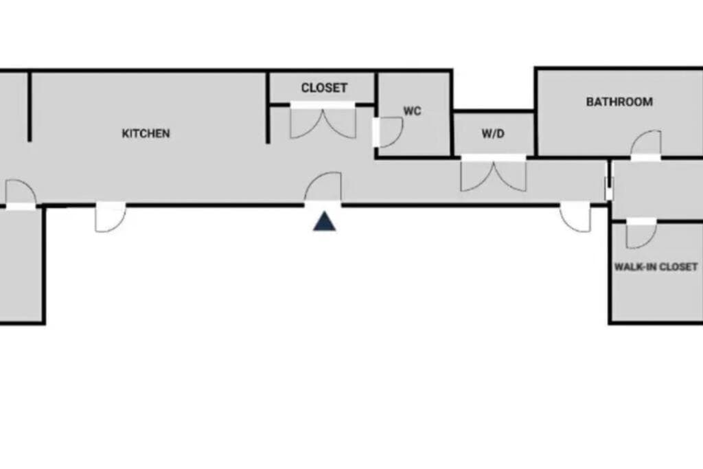 Luxury Full Floor Chelsea with WasherDryer 2bd
