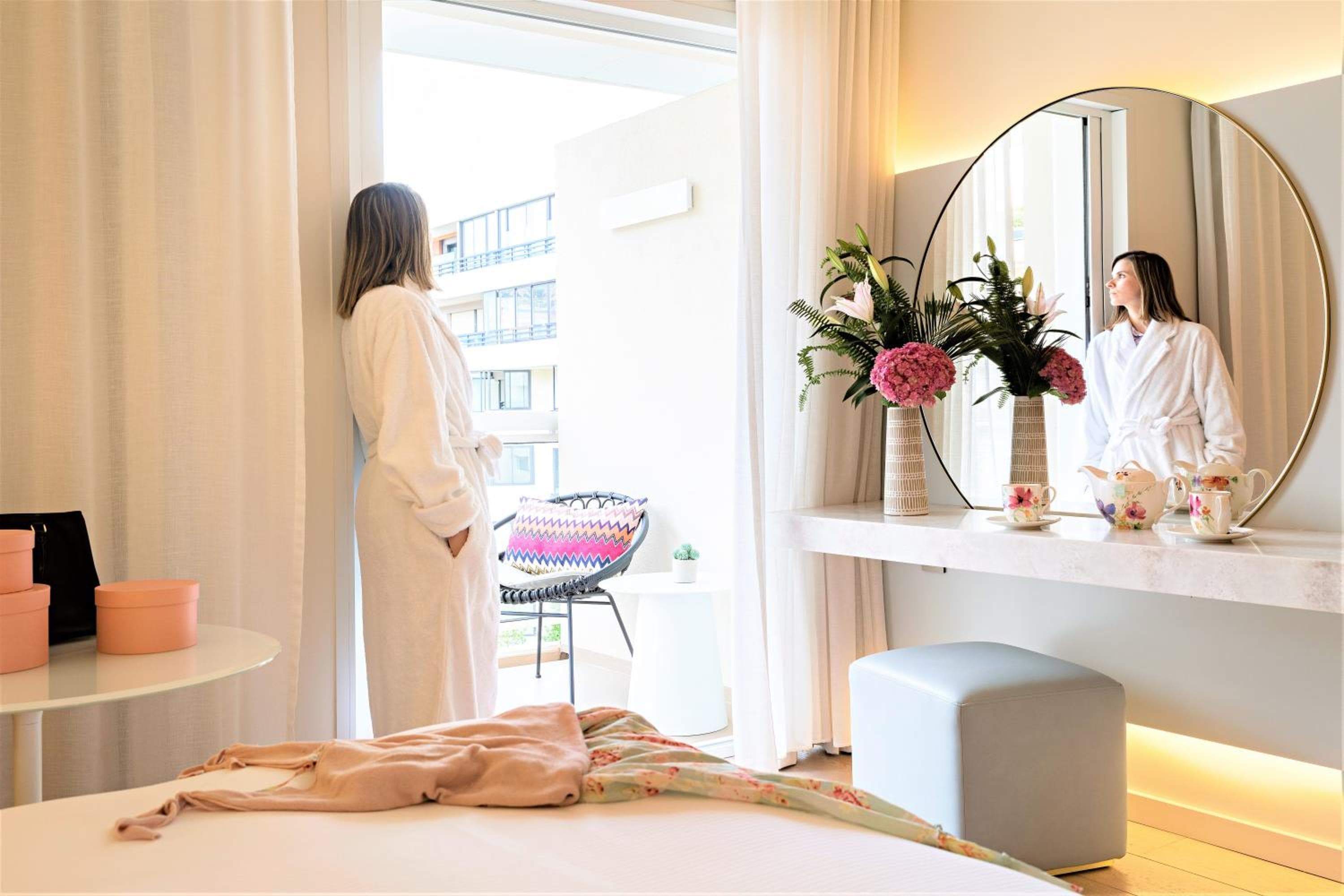 Croisette Beach Hotel Cannes - MGallery Collection