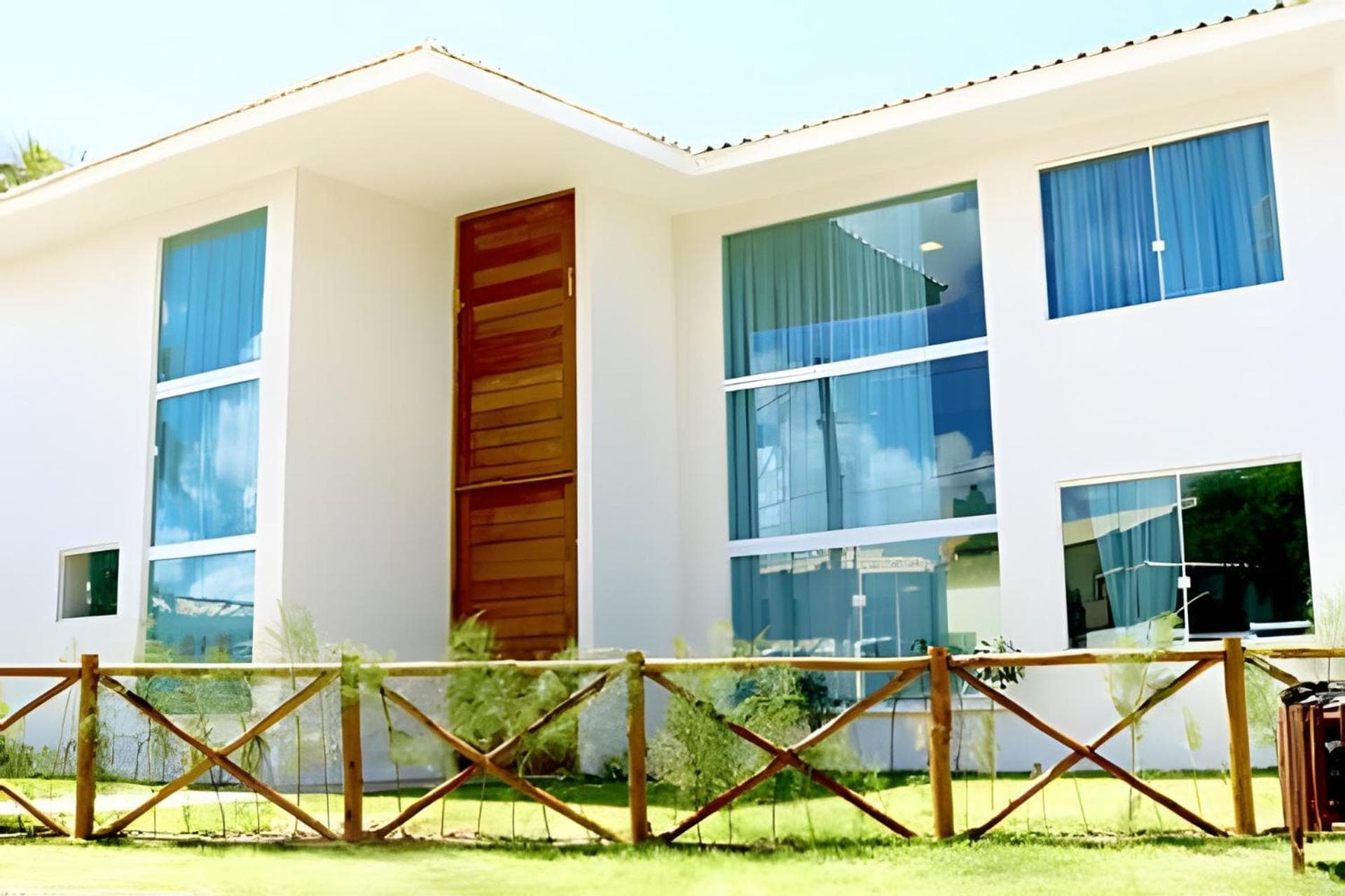 House 6 Suites 80 Meters from the Beach in Guarajuba