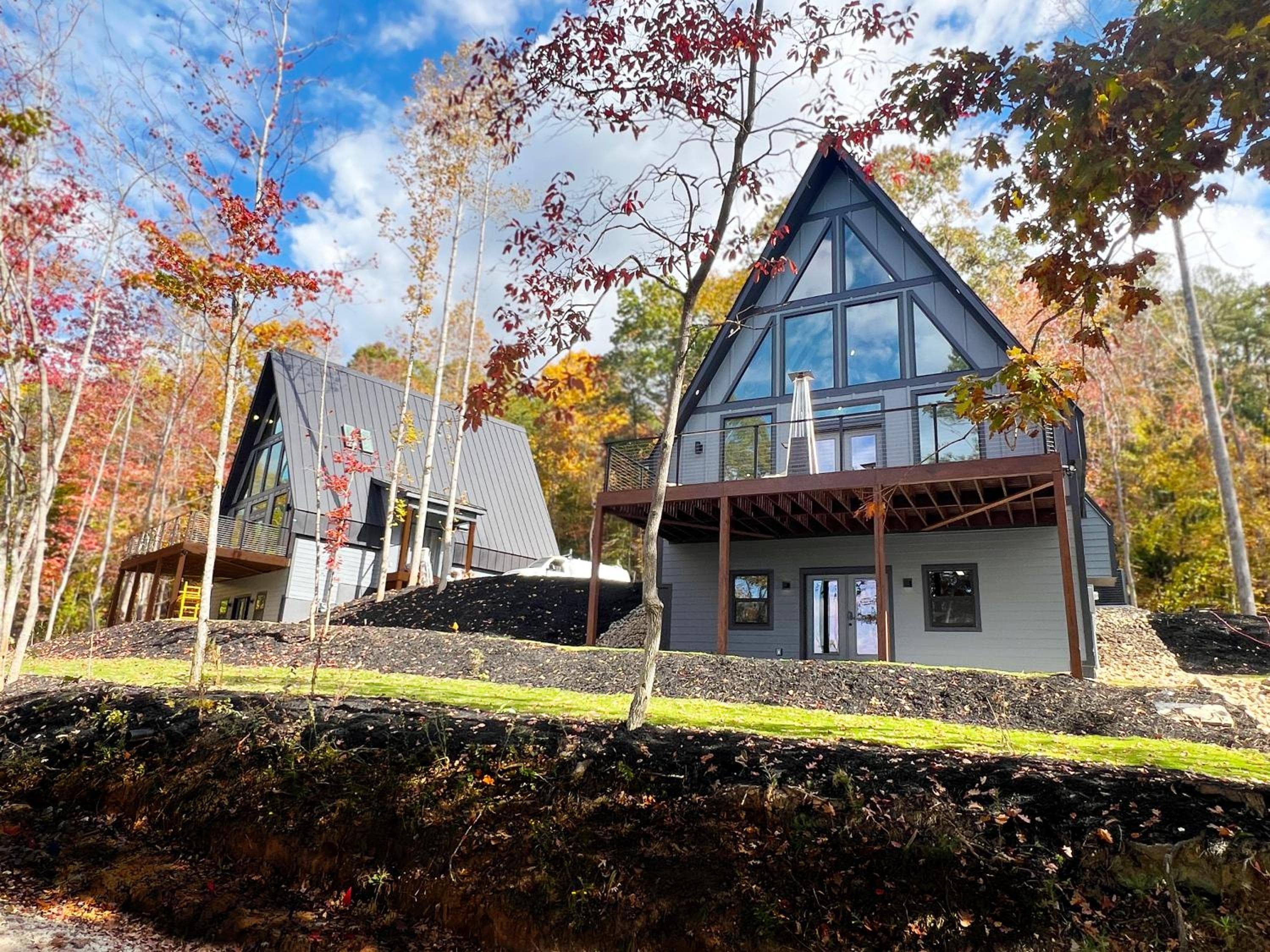 Lakefront Keowee Luxury Cottages 129