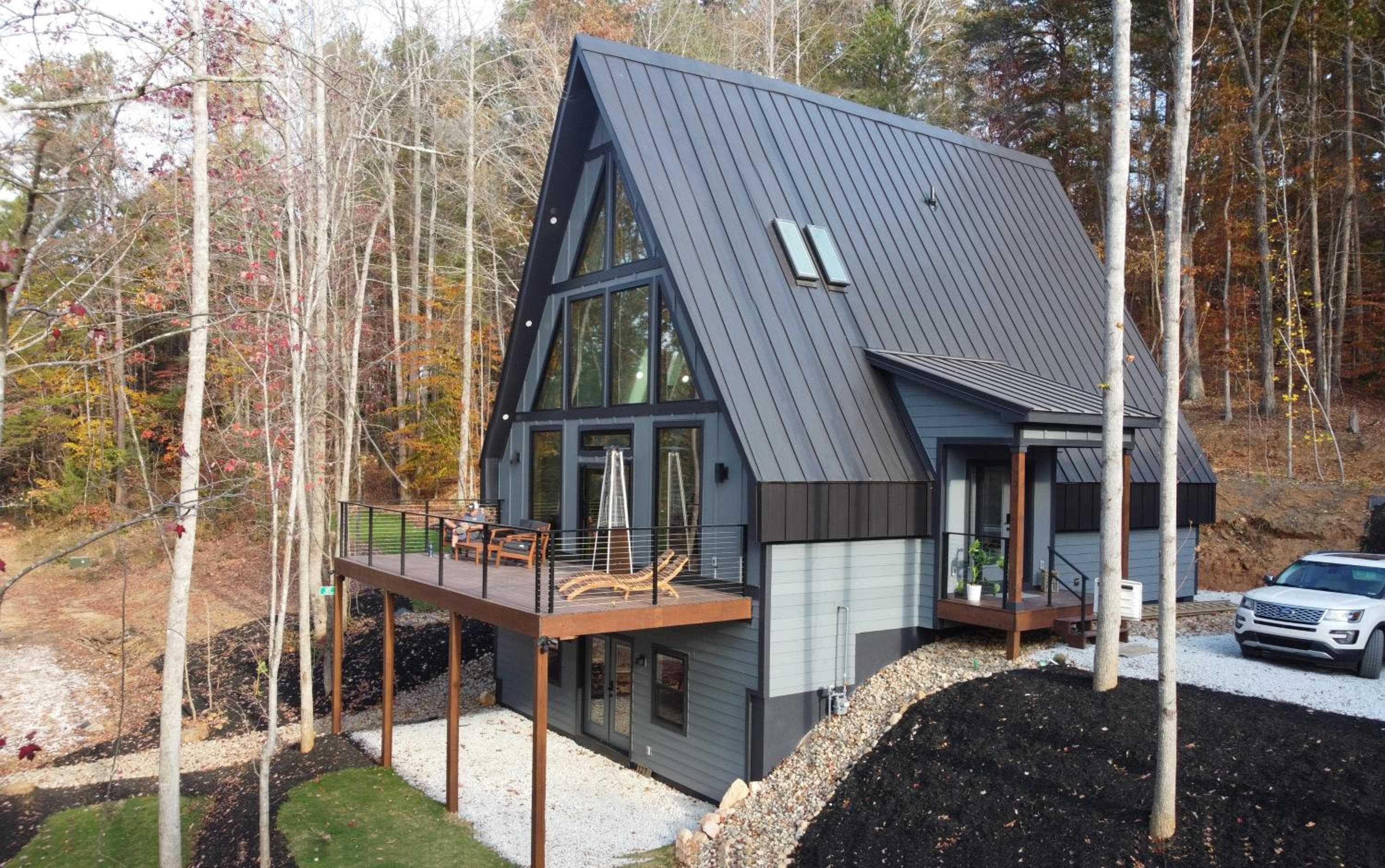 Lakefront Keowee Luxury Cottages 127