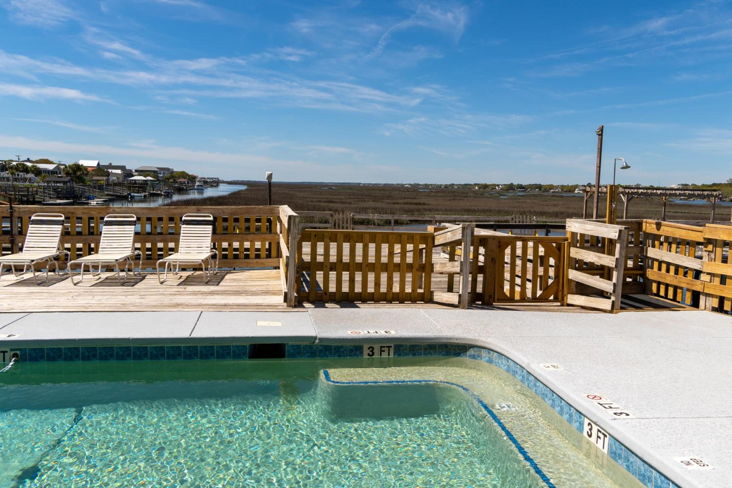 Sea Watch Inn at the Landing
