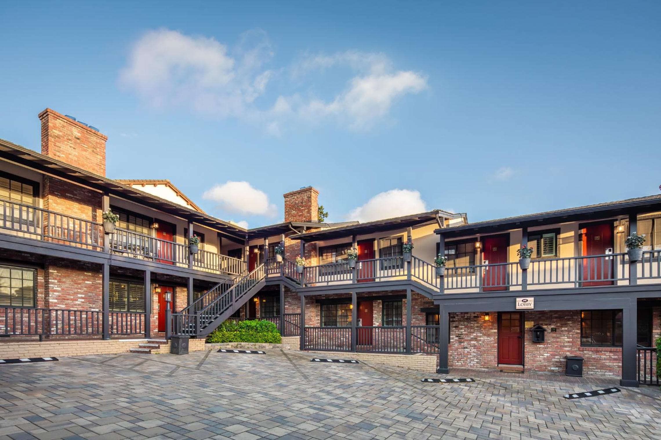 Wayside Inn