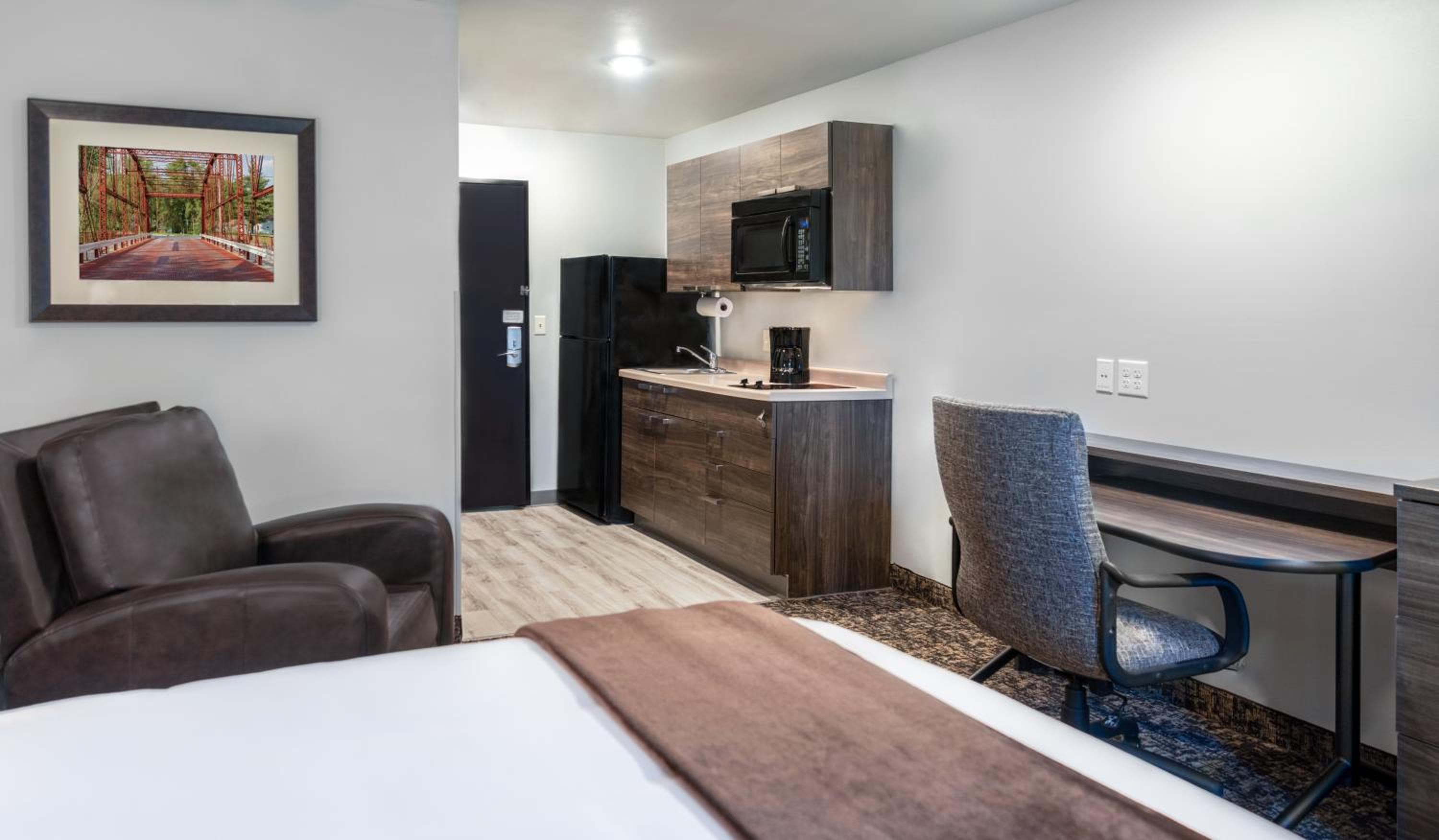My Place Hotel-Bentonville-Rogers, AR