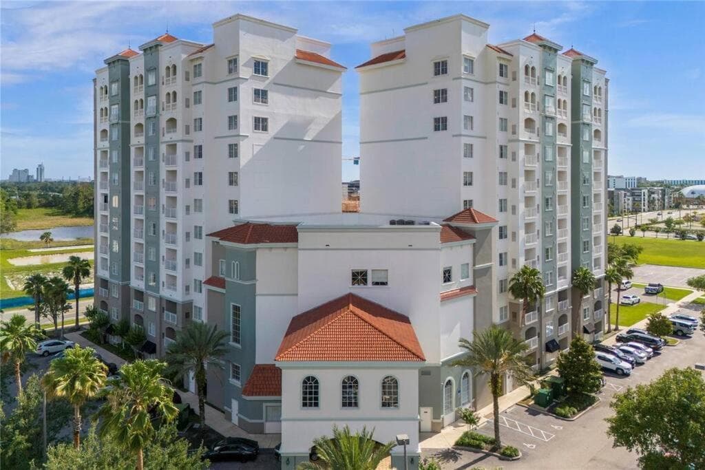 Premier Resort Condos Near Disney & Universal