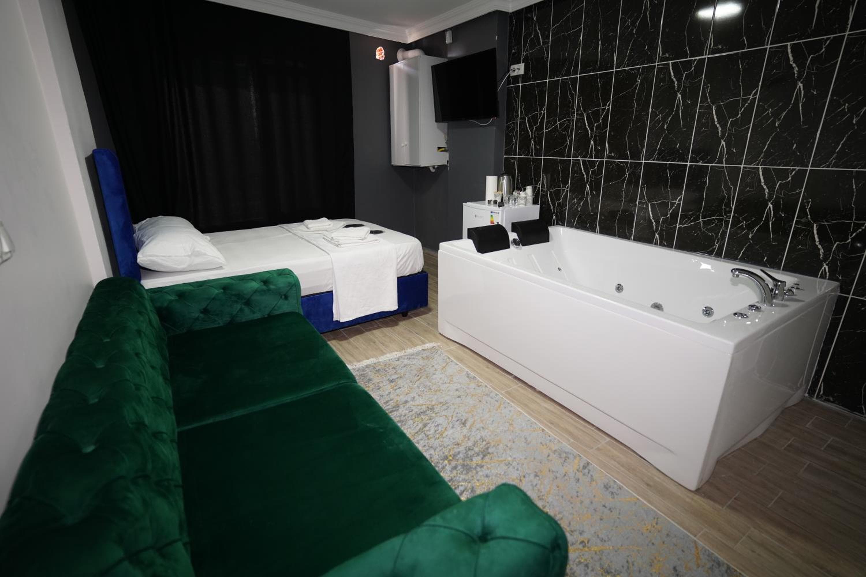 Hermes Hotel