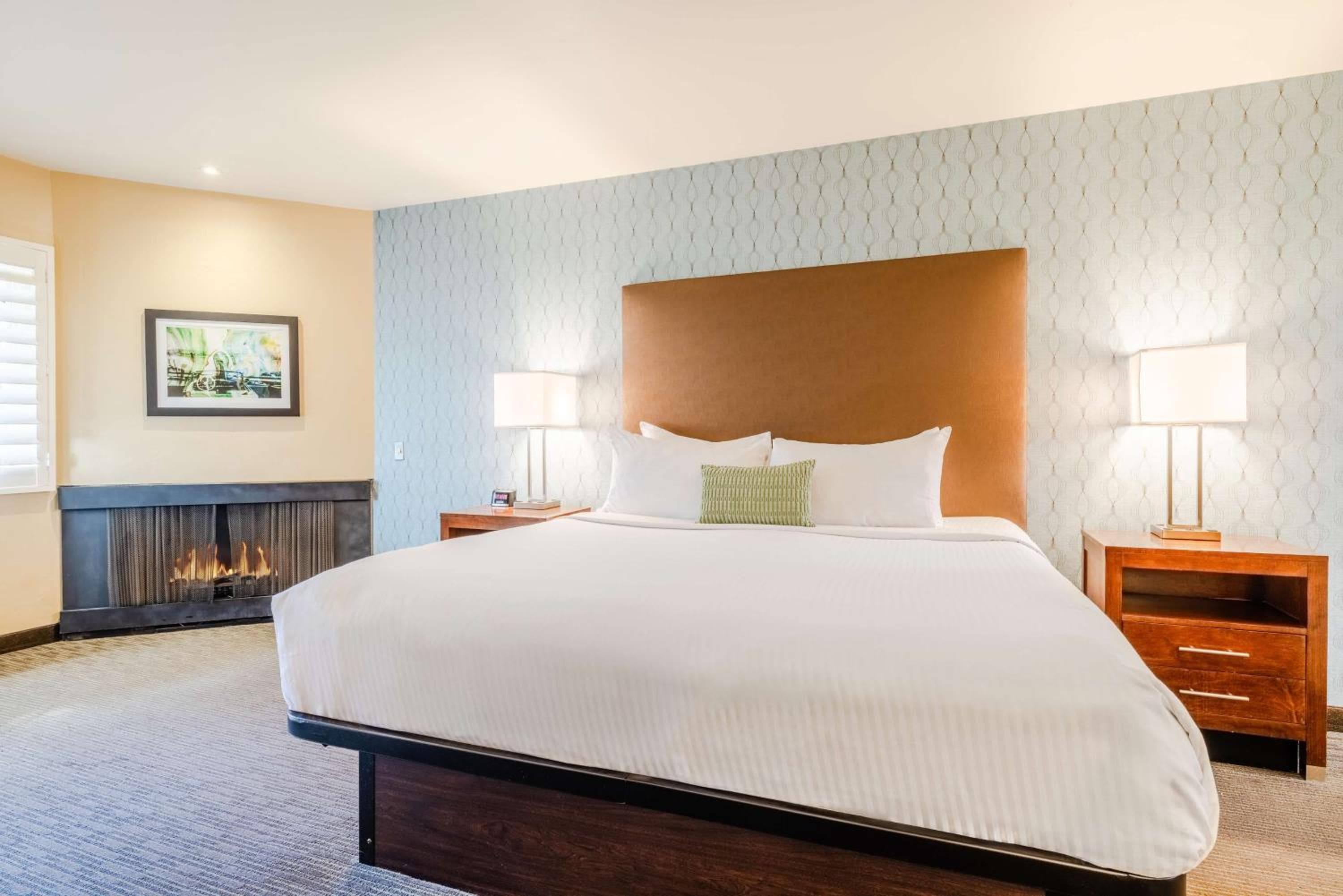 Best Western Plus Beach View Lodge Carlsbad