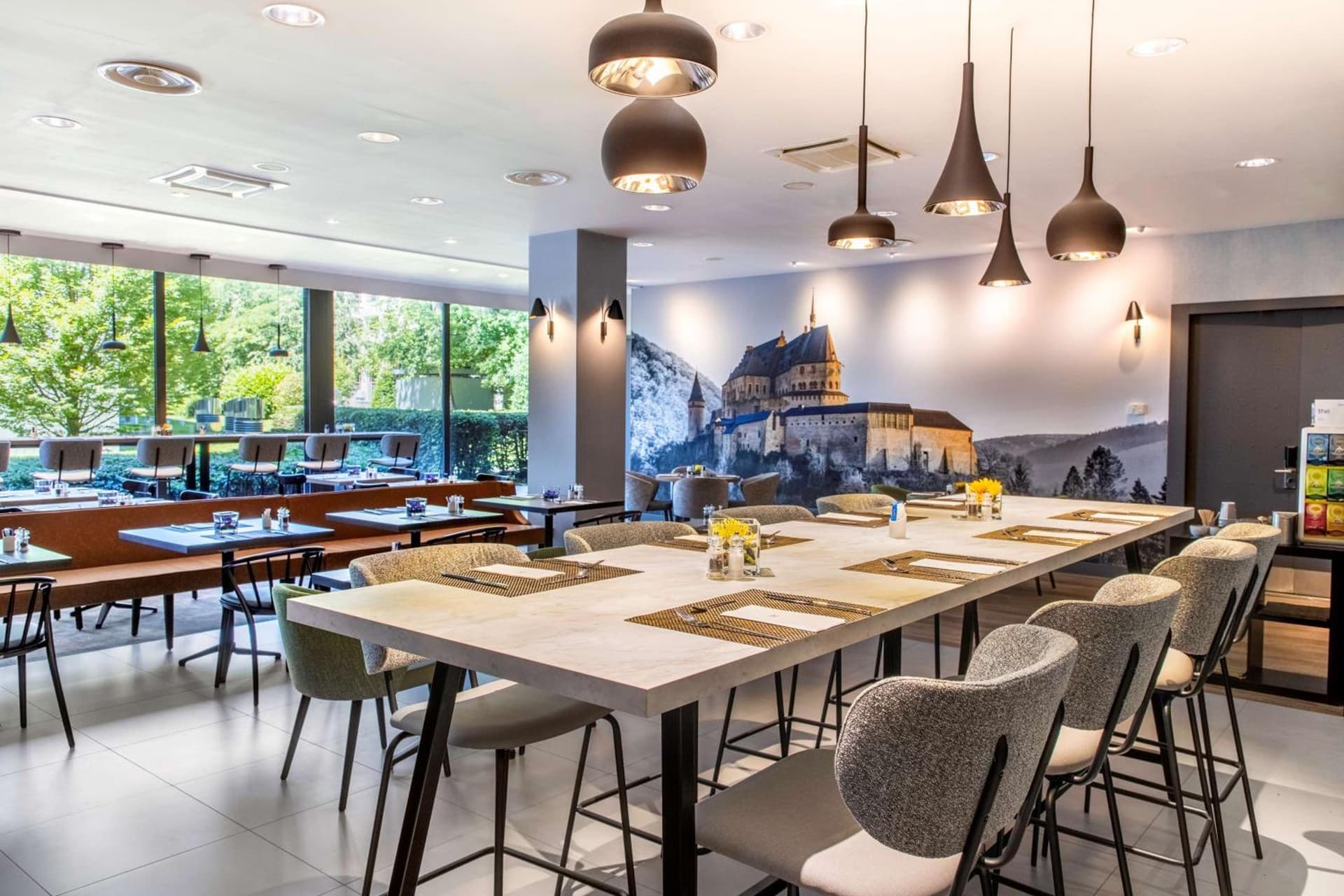 dining