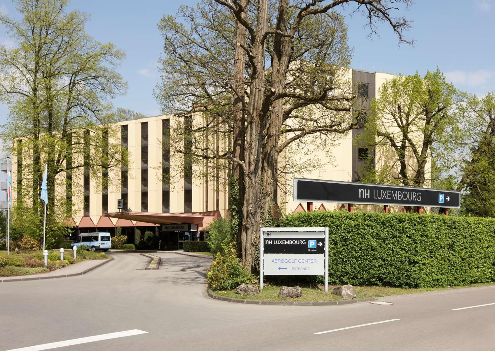 NH Luxembourg Airport