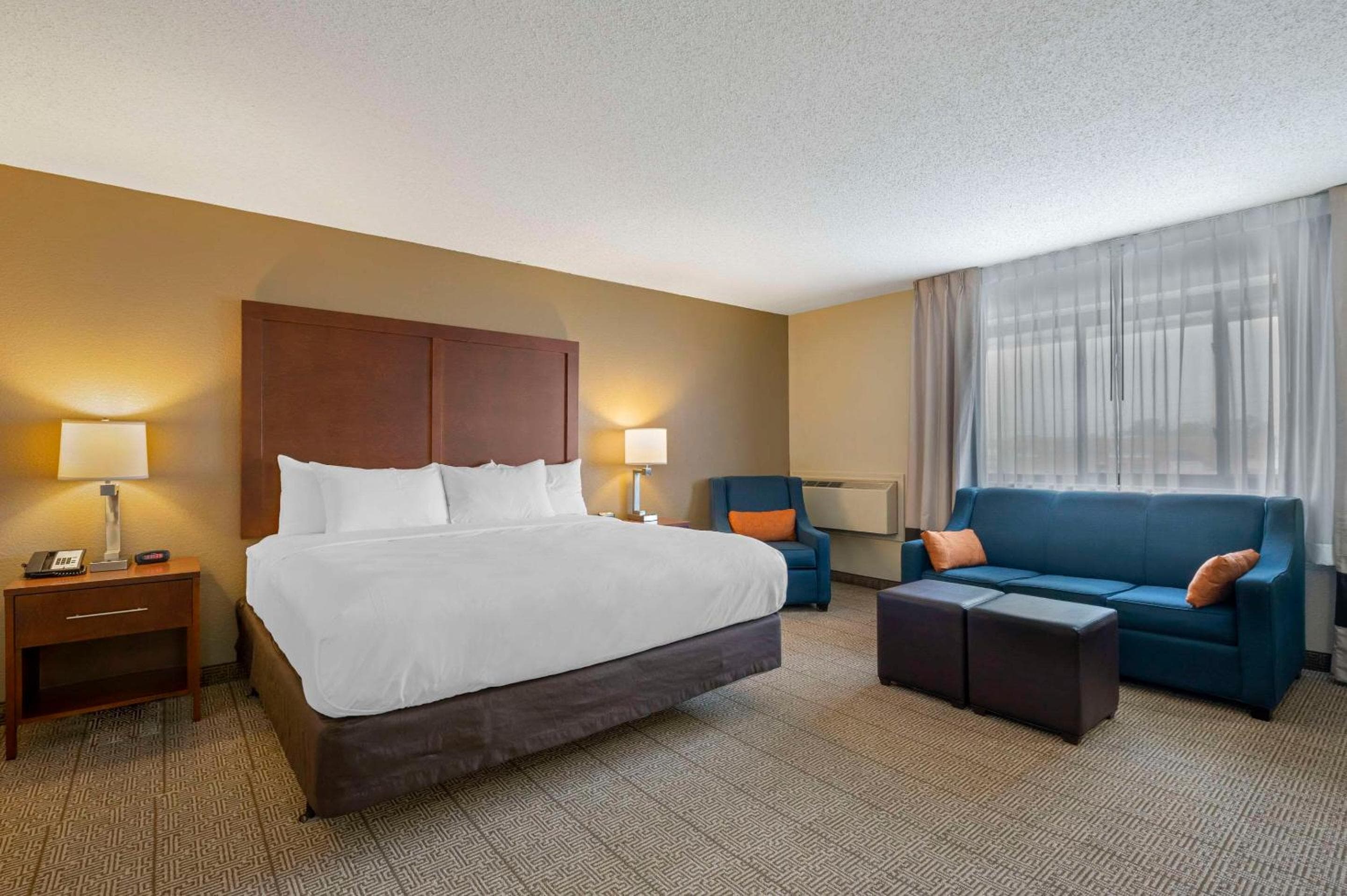 Comfort Inn & Suites Indianapolis Northwest - College Park