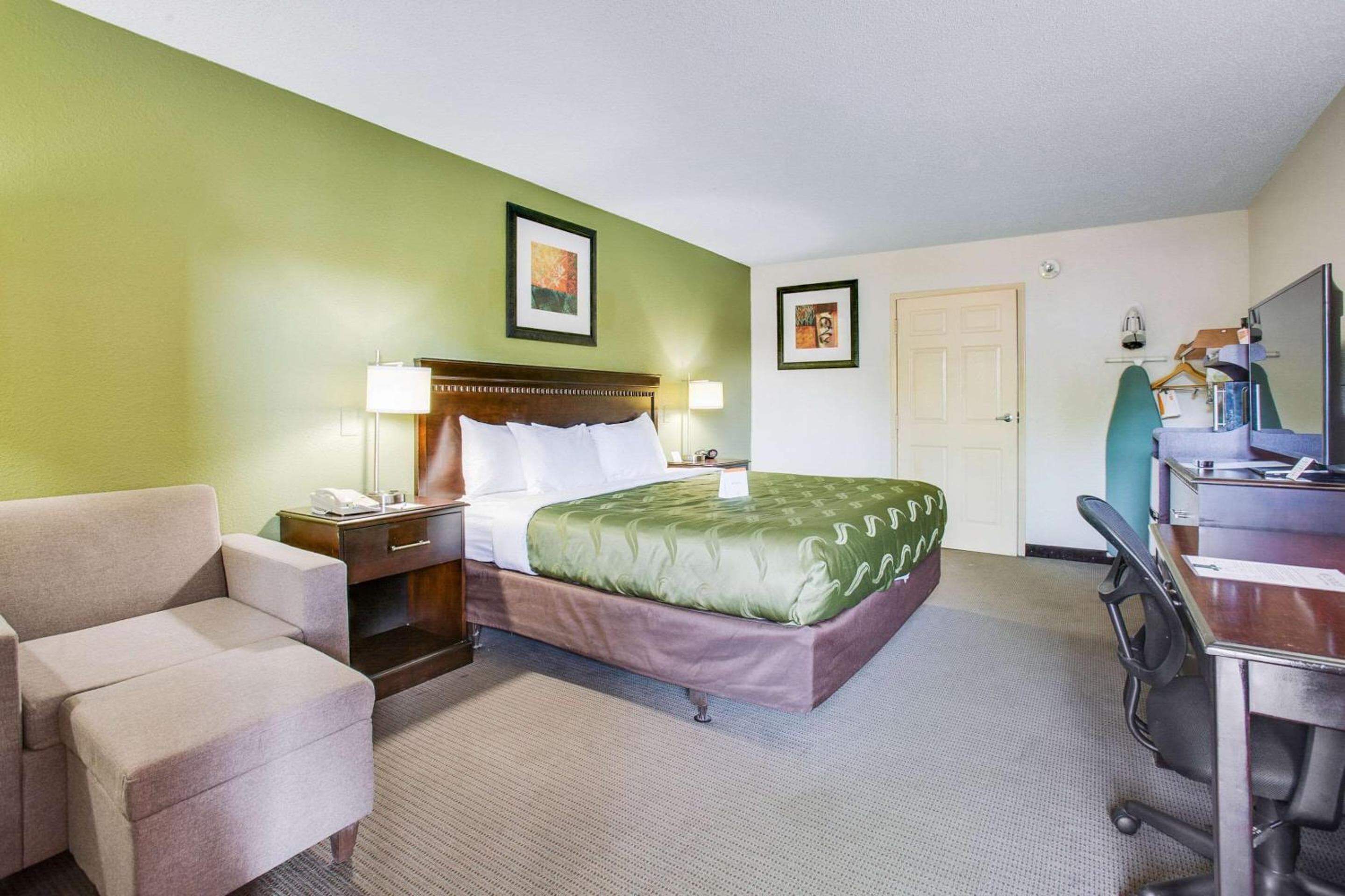 Quality Inn Oak Grove Fort Campbell