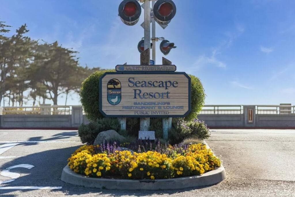 Condo in Seascape Beach Resort