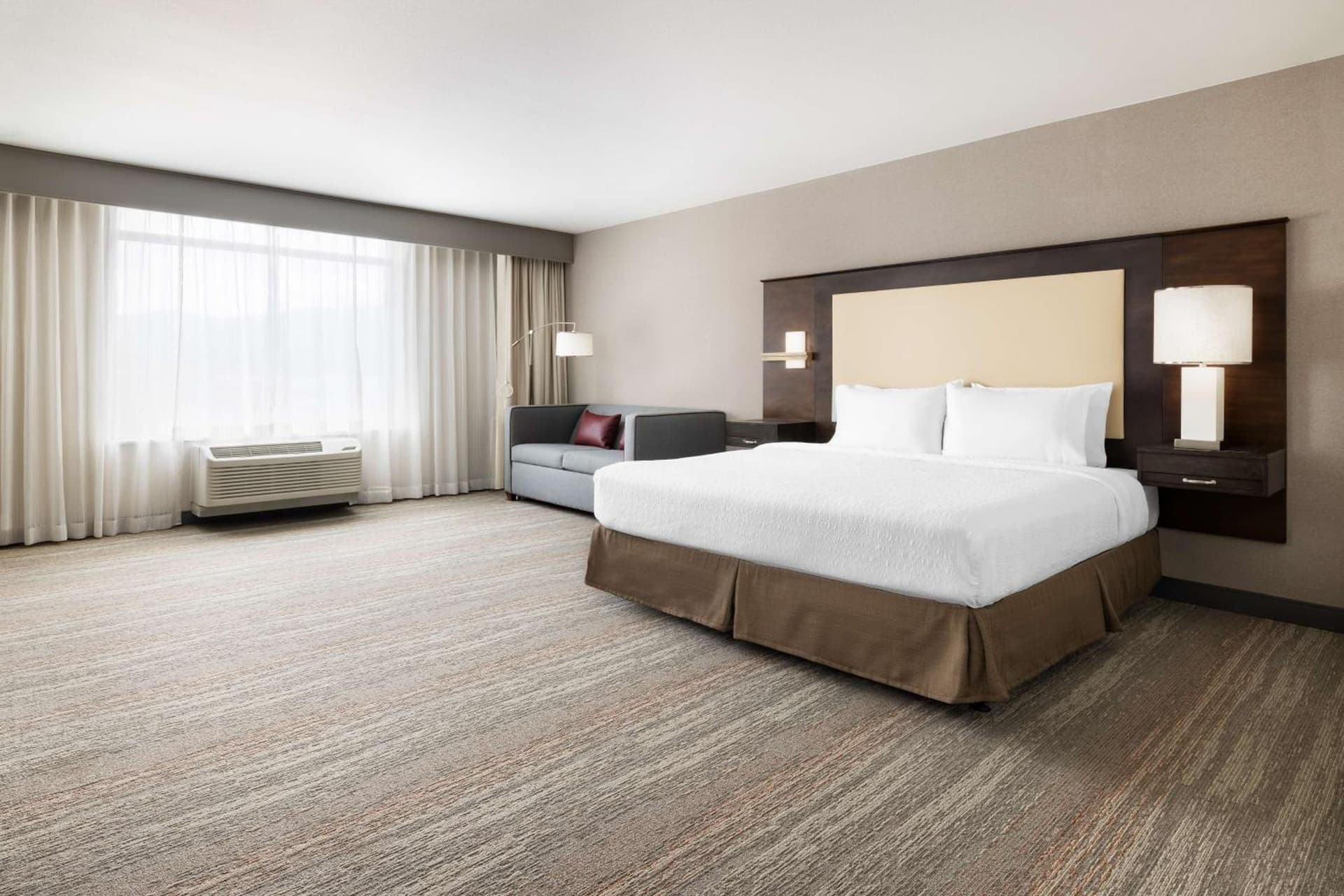 Hampton Inn & Suites - Napa, CA