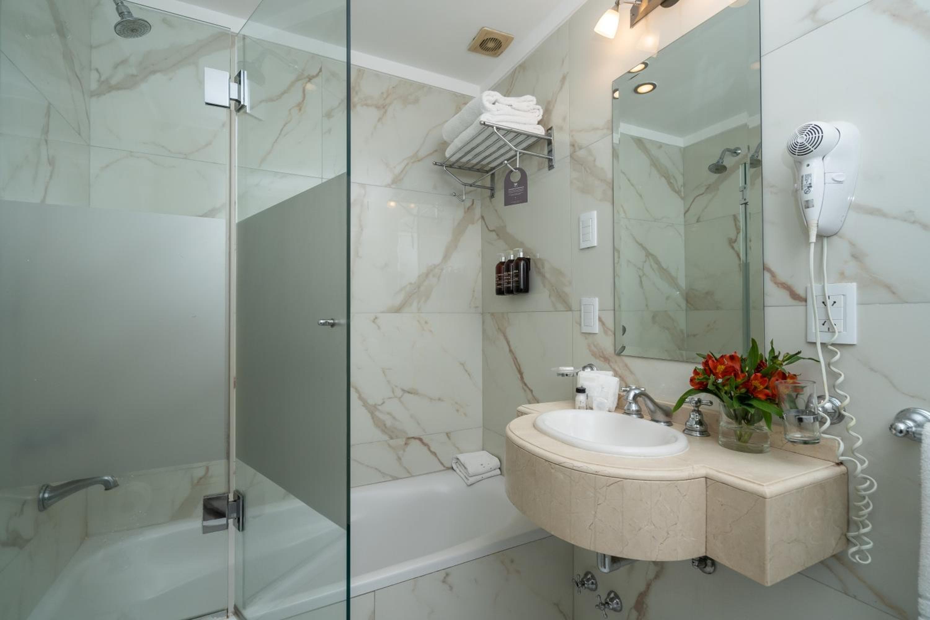 Hotel Intersur Recoleta