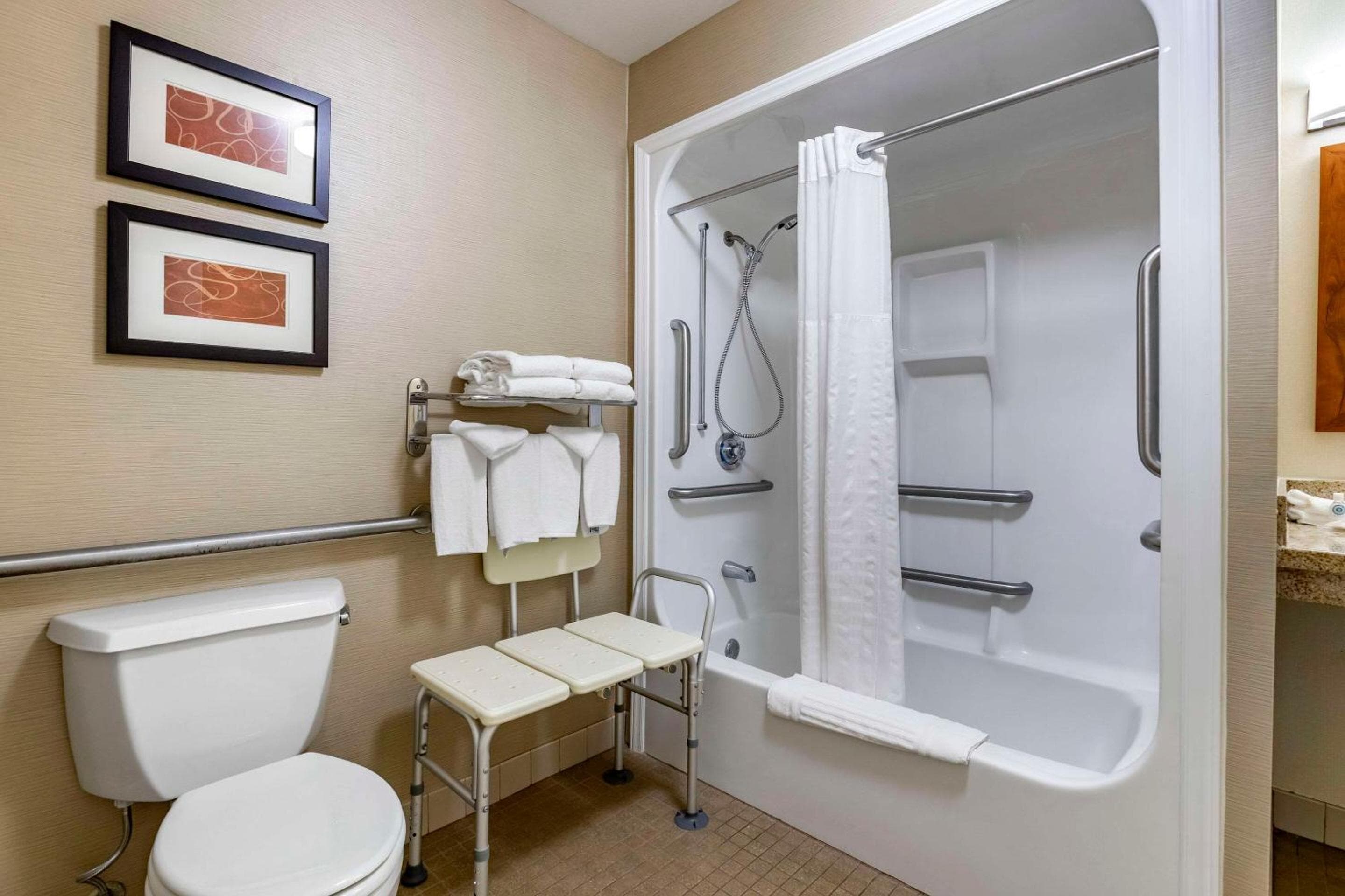 Comfort Suites Coralville I-80