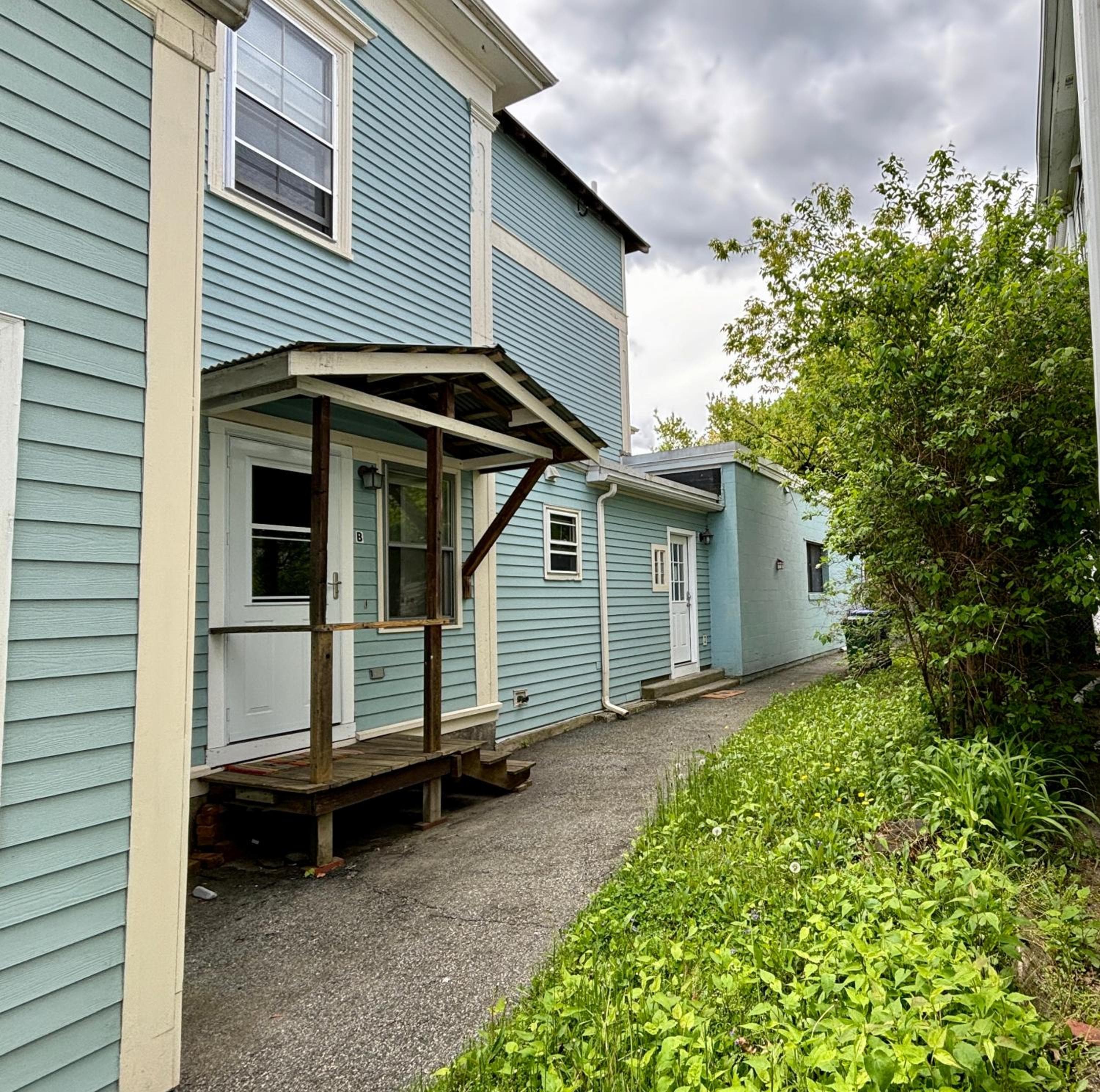 Traveler’s Den in Medford