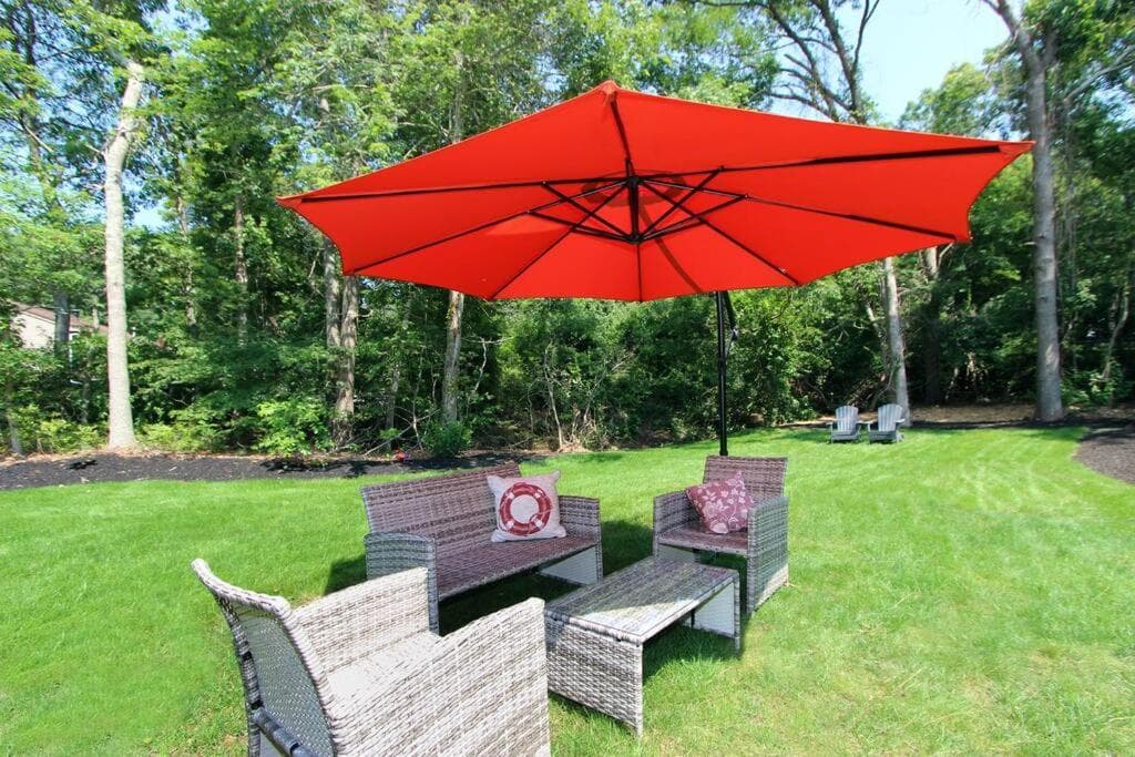 Completely renovated 3 bedroom Jewel by the sea