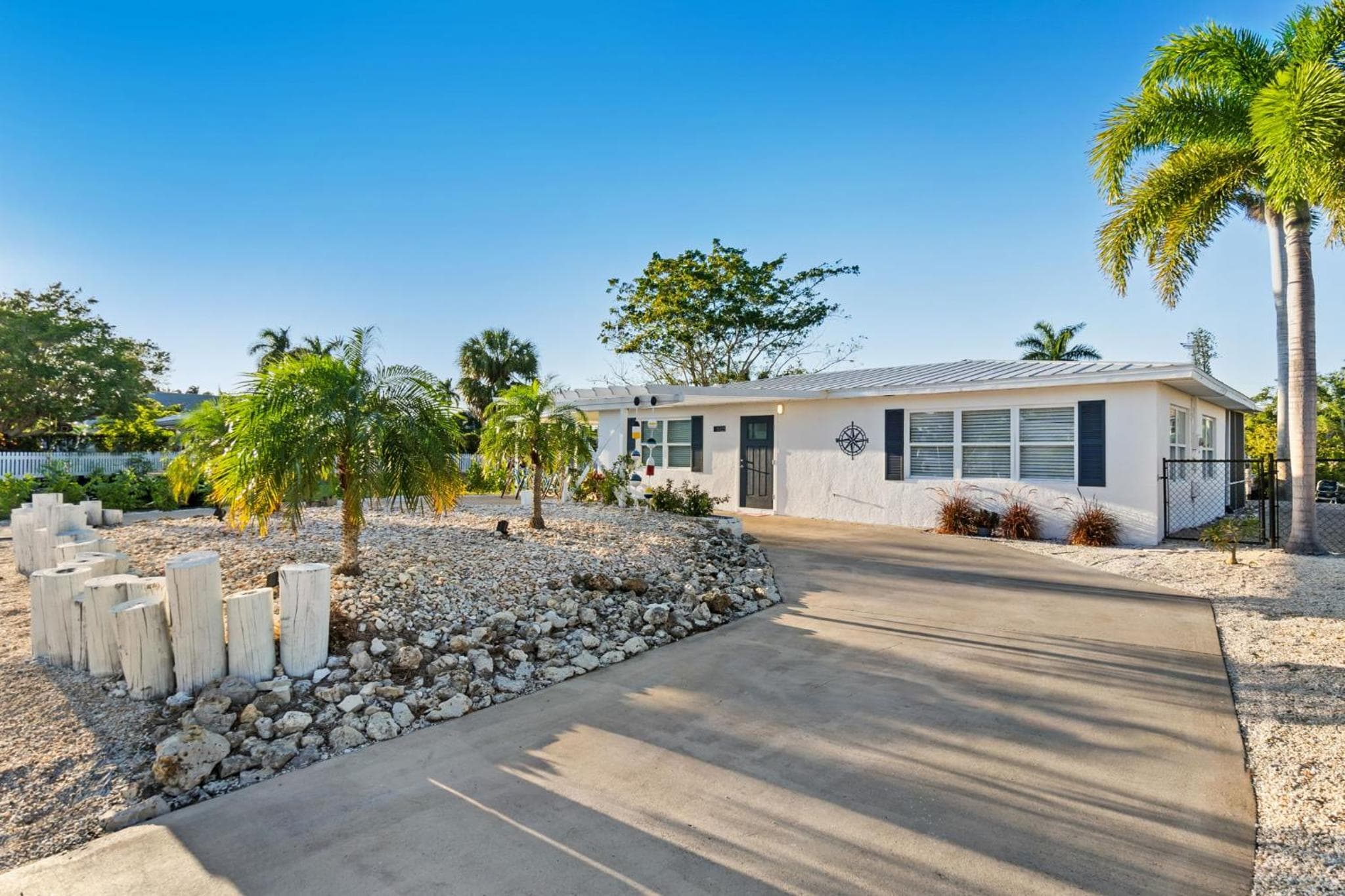 Boaters Bayshore Bungalow II w HOT TUB