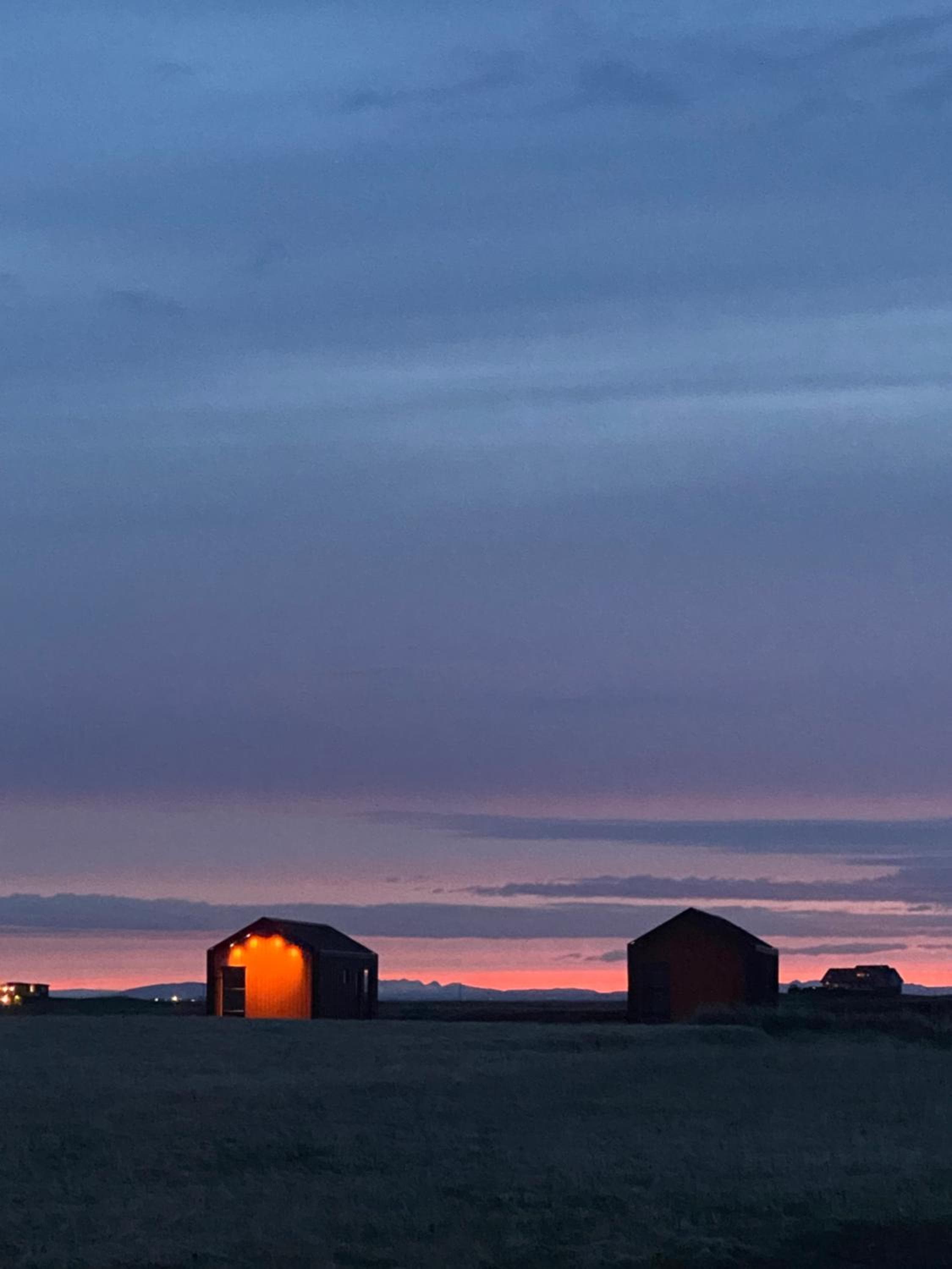 Hamar - Puffin Cottages & Rooms
