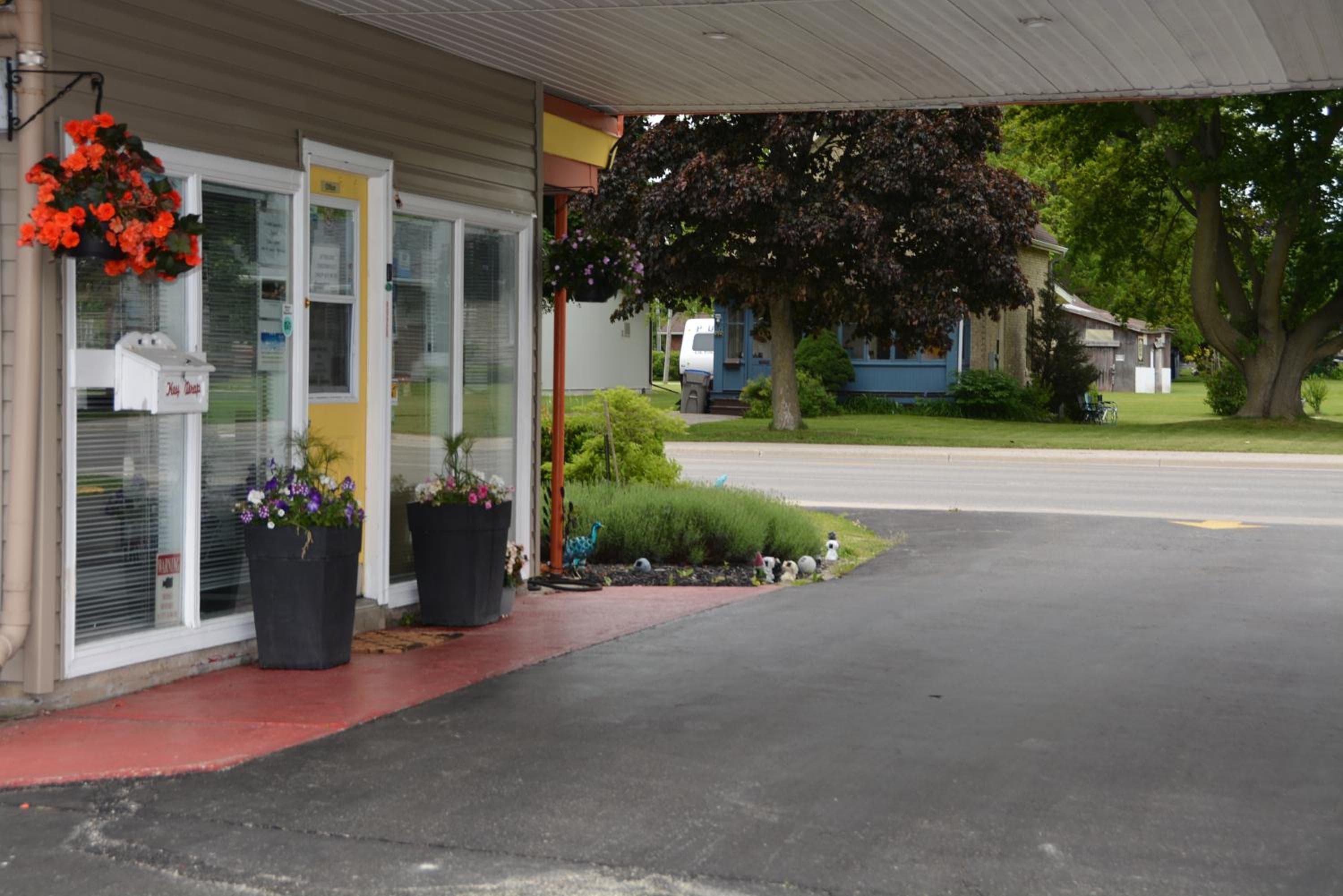Harmony Inn