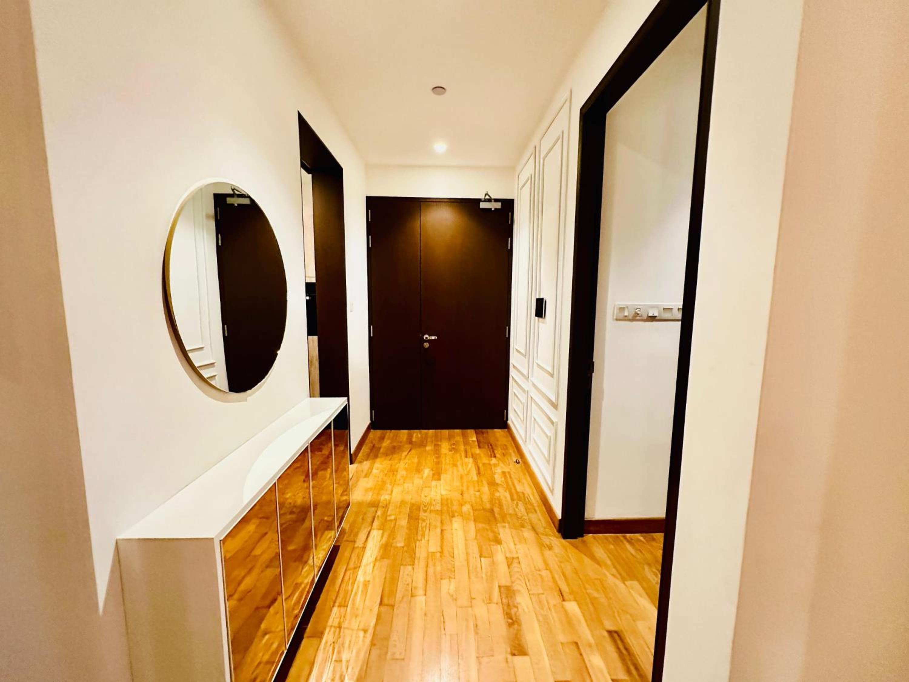 Luxury apartments- Luna Tower 447