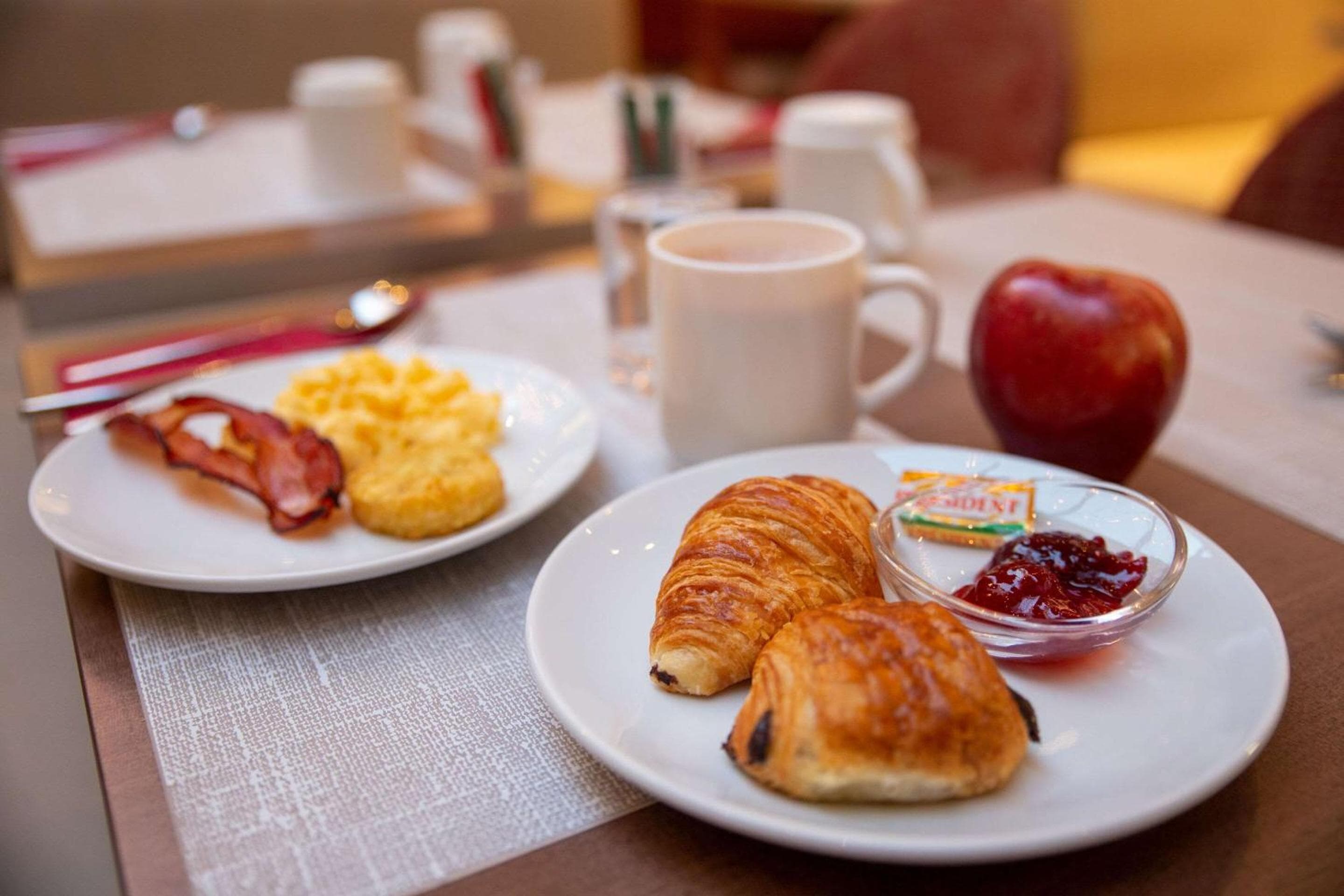Clarion Paris CDG Airport
