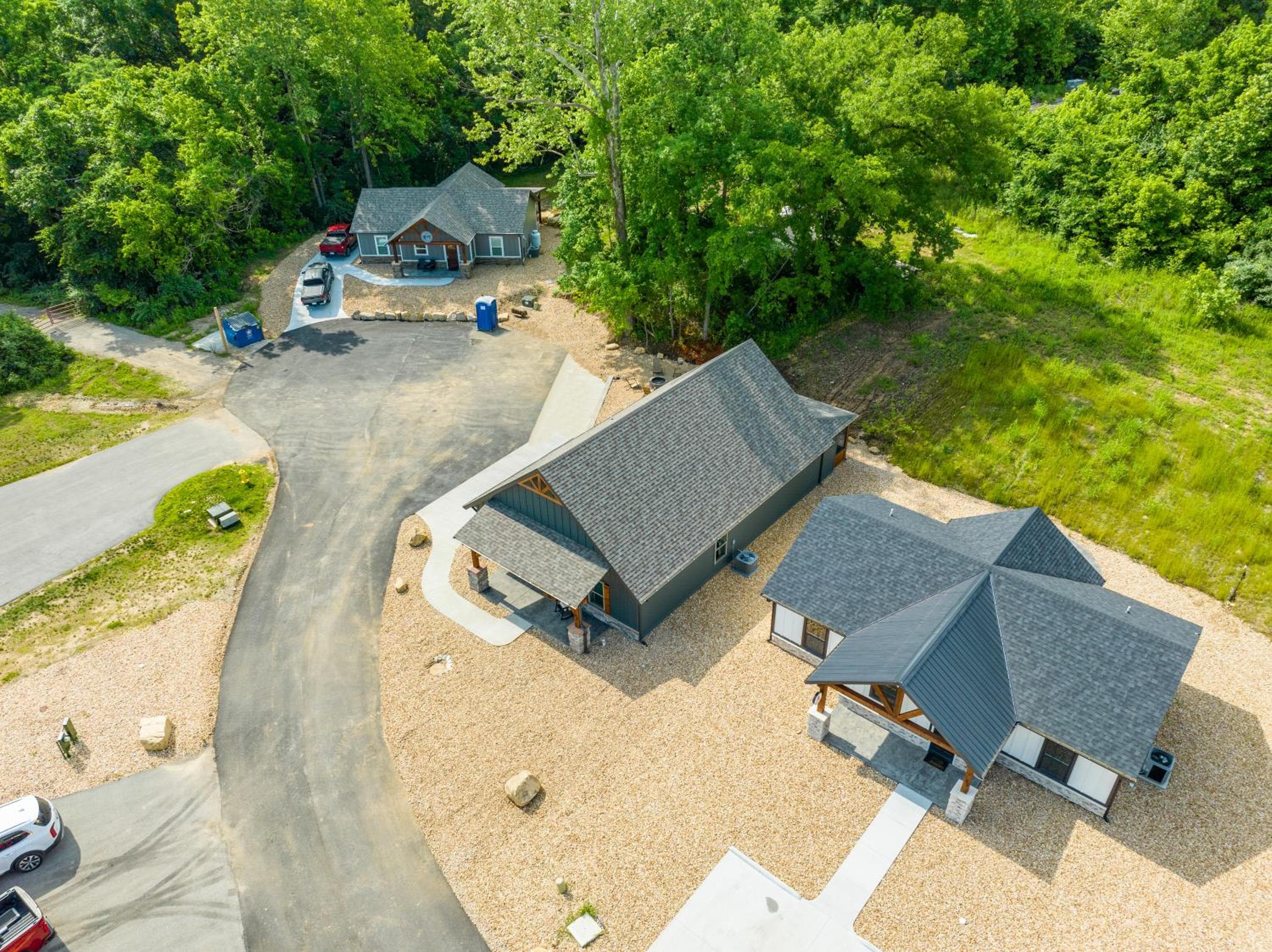 New Ozark Oasis Luxe Cabin Retreat with Hot Tub