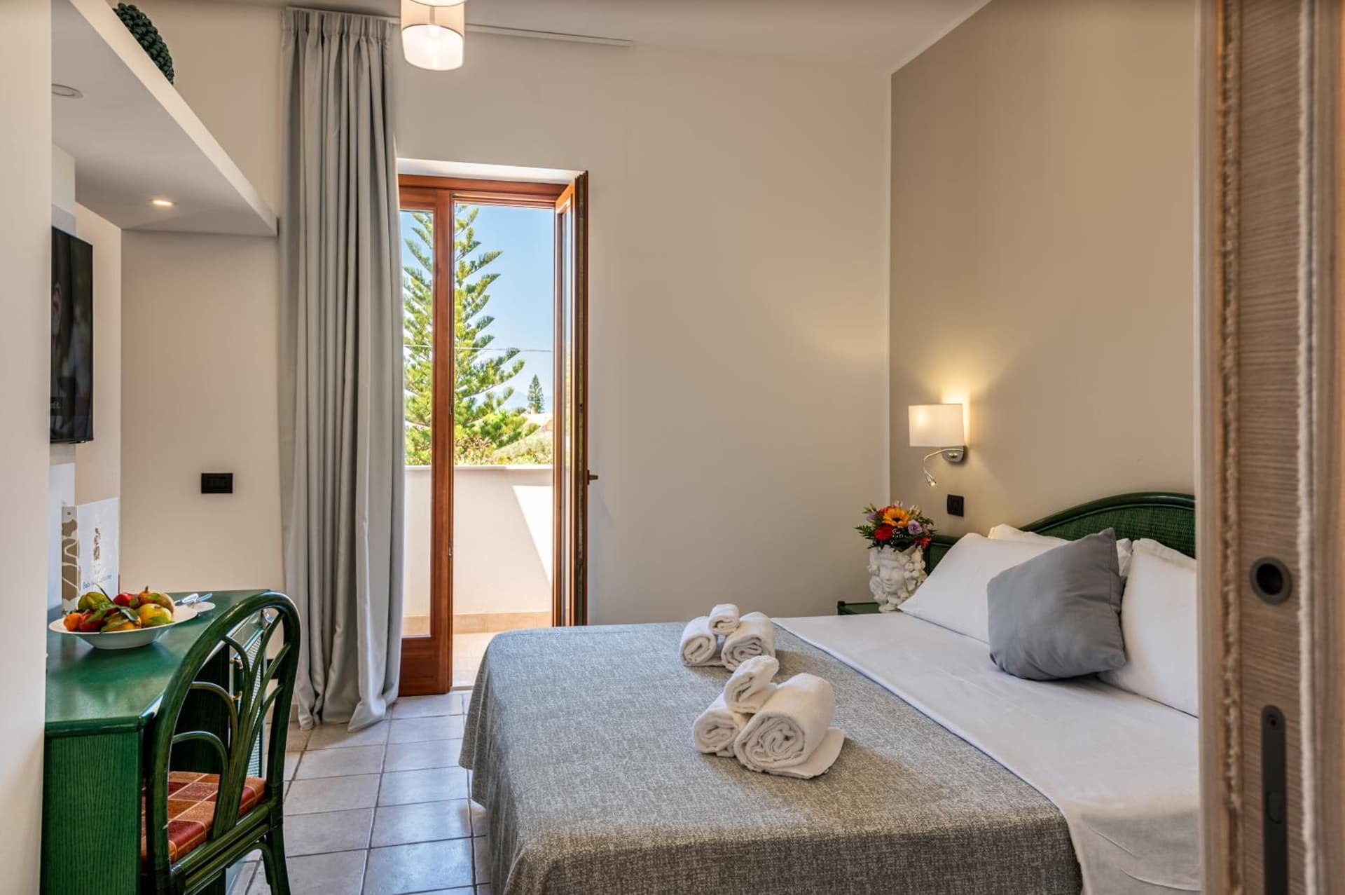 Hotel Baia Del Capitano