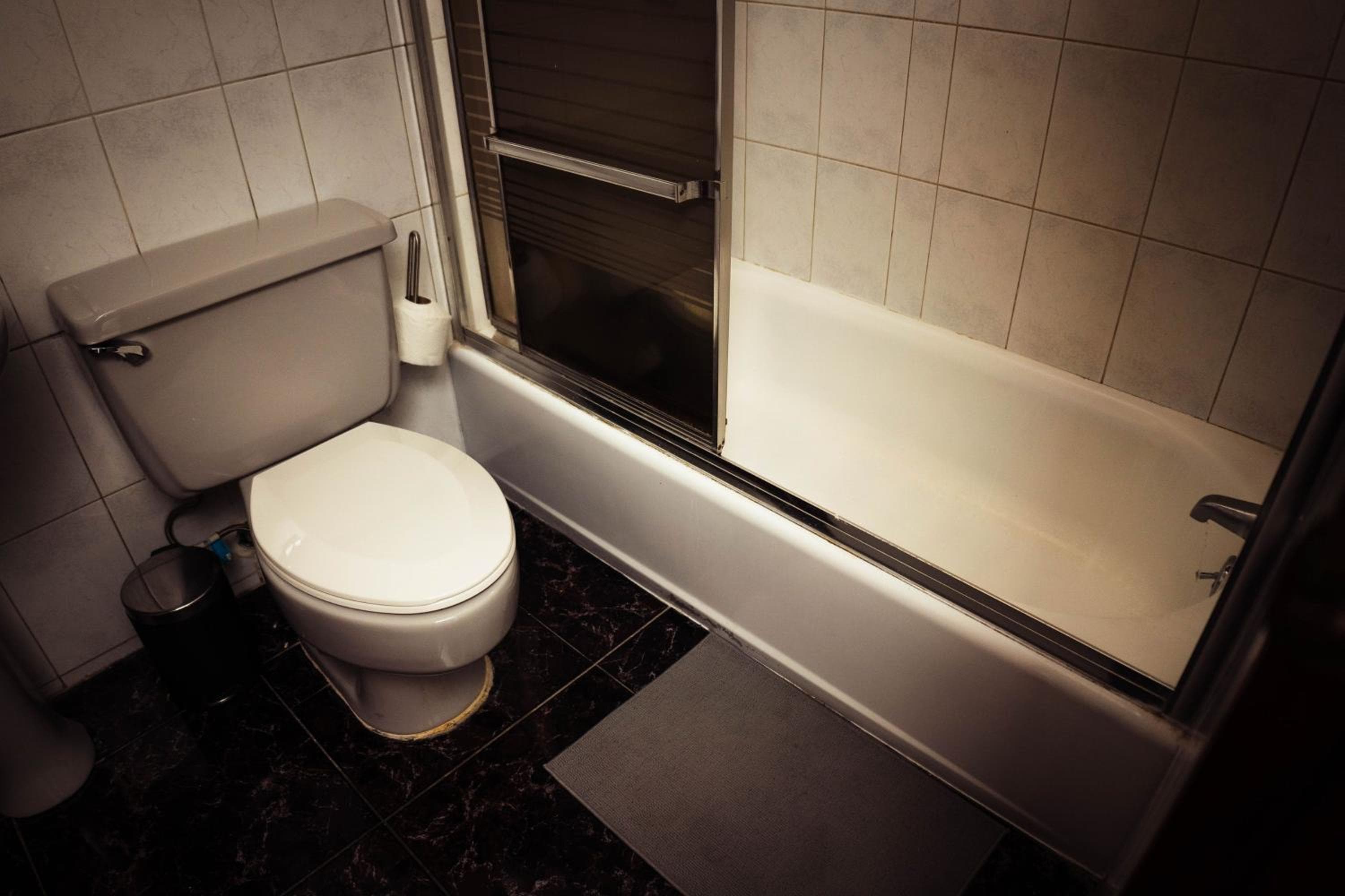 Residenciales H1 & H2 - Breakfast & Room Service - Airport close