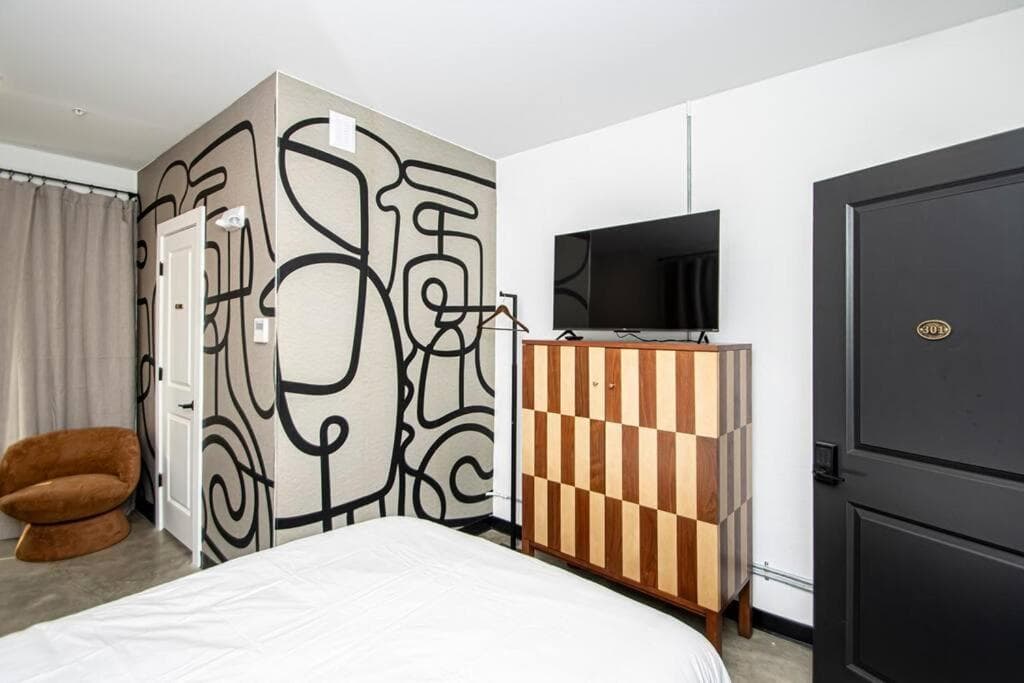 Steps to Bathhouses, Restaurants, Heart of Downtown, Room # 301