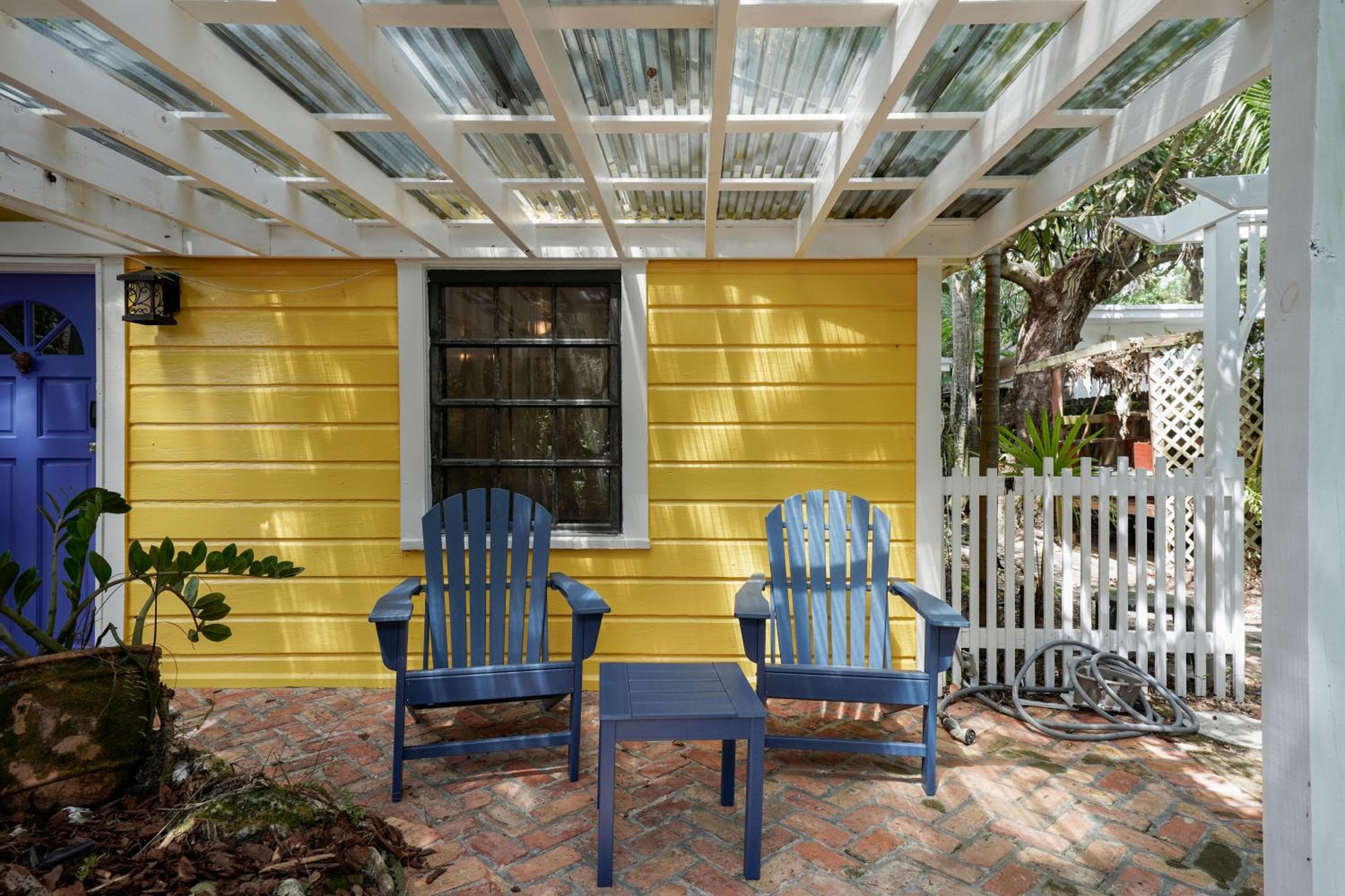 Miami Cottage by Dream Vacation