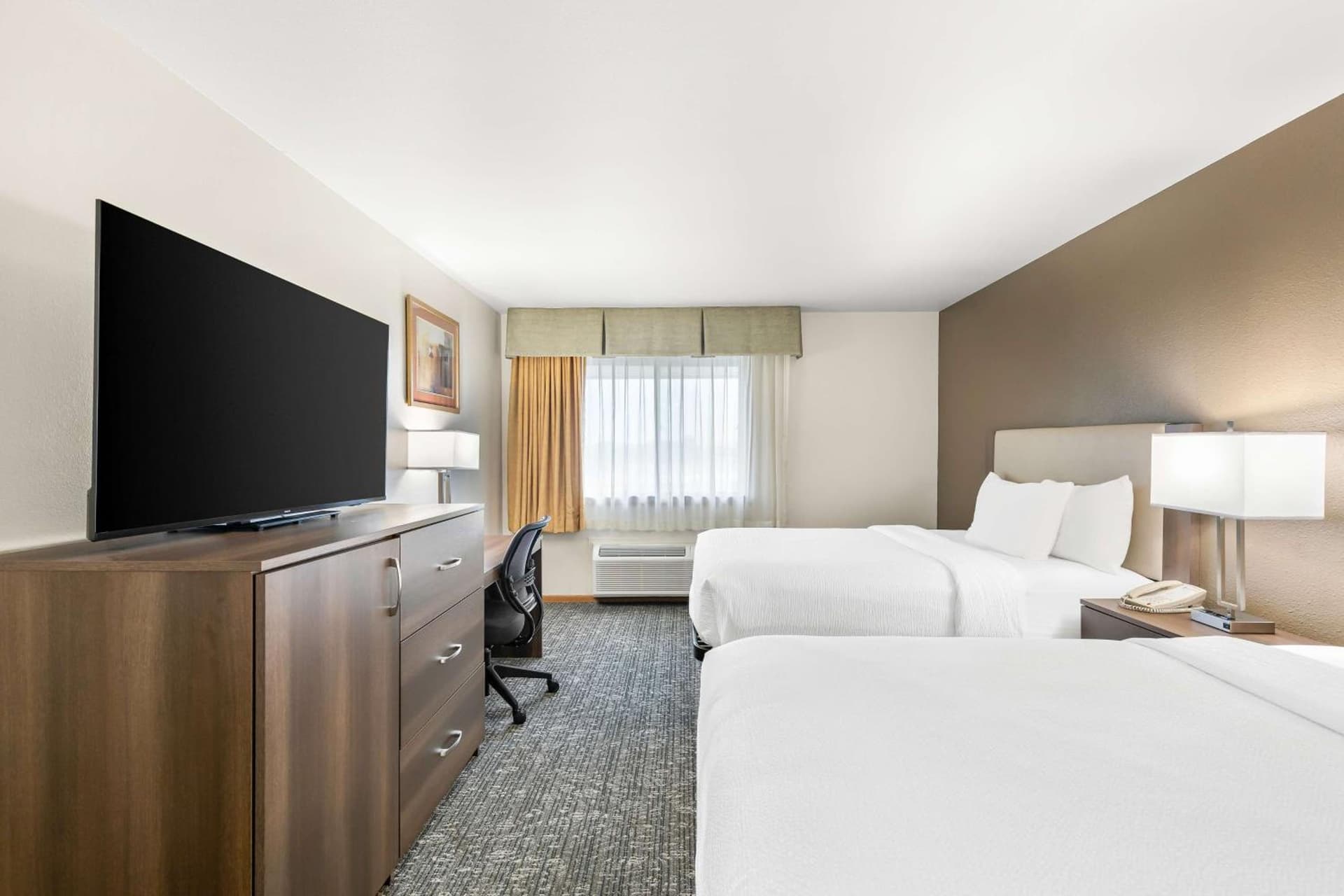 Best Western West Towne Suites