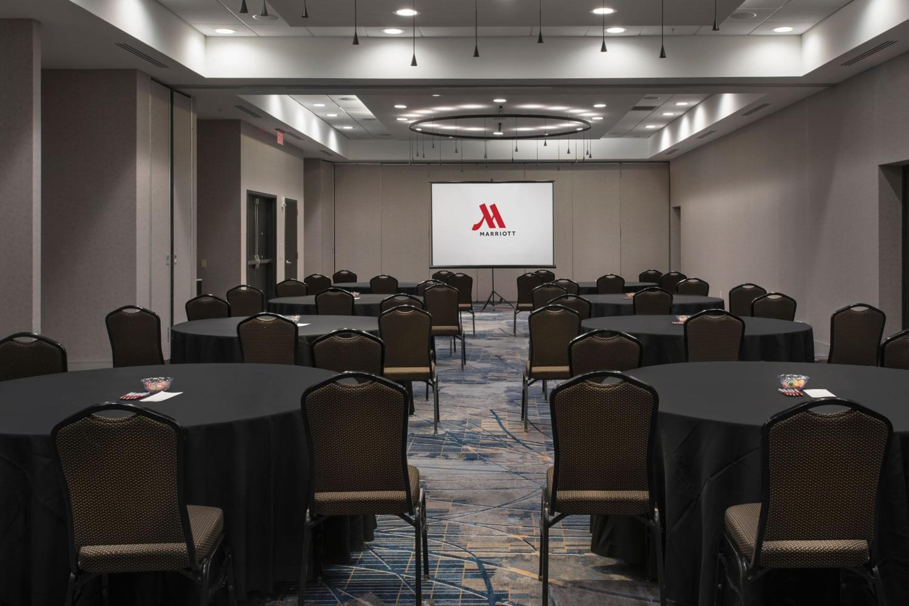Long Island Marriott Hotel
