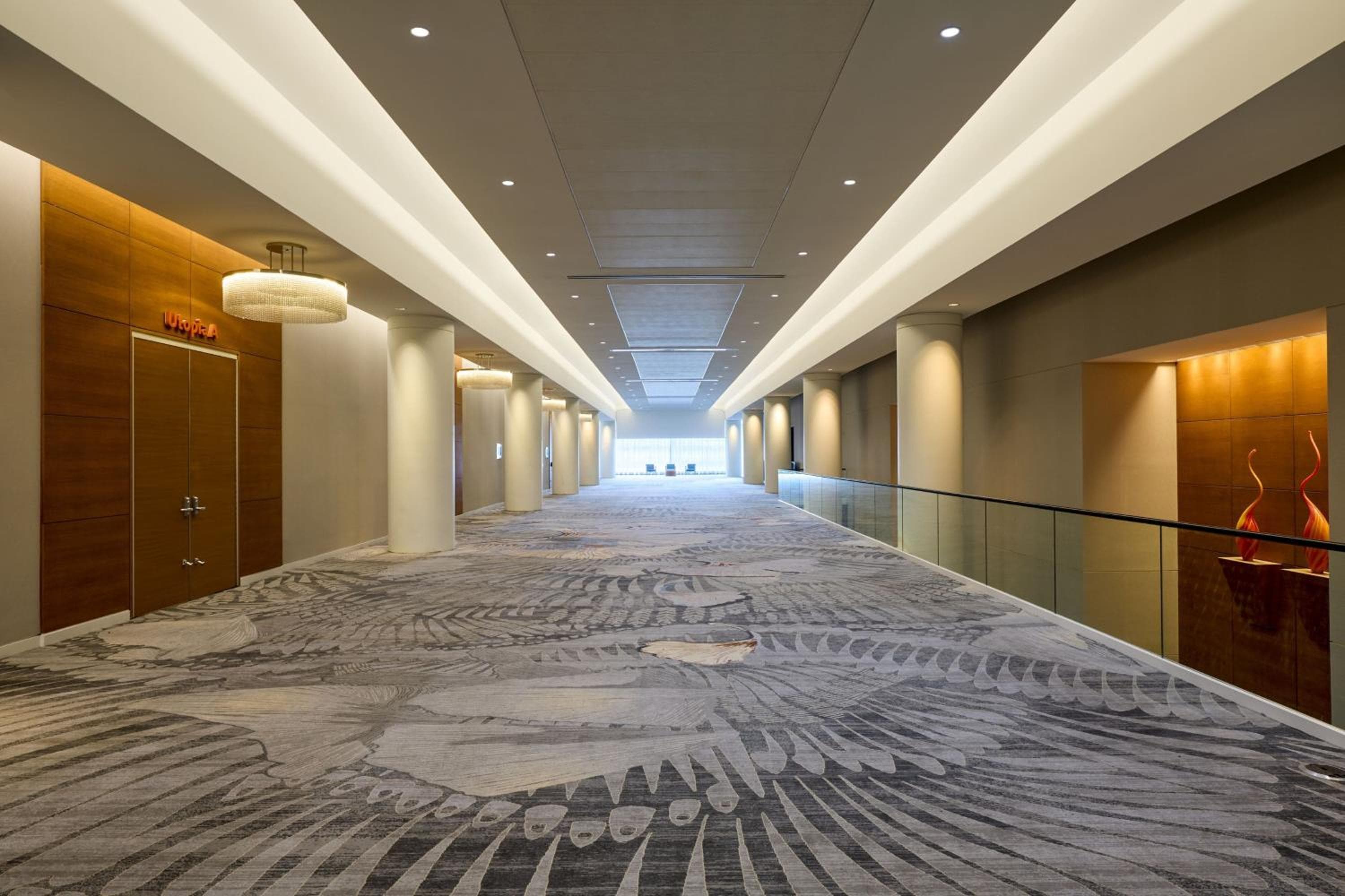 Renaissance Schaumburg Convention Center Hotel