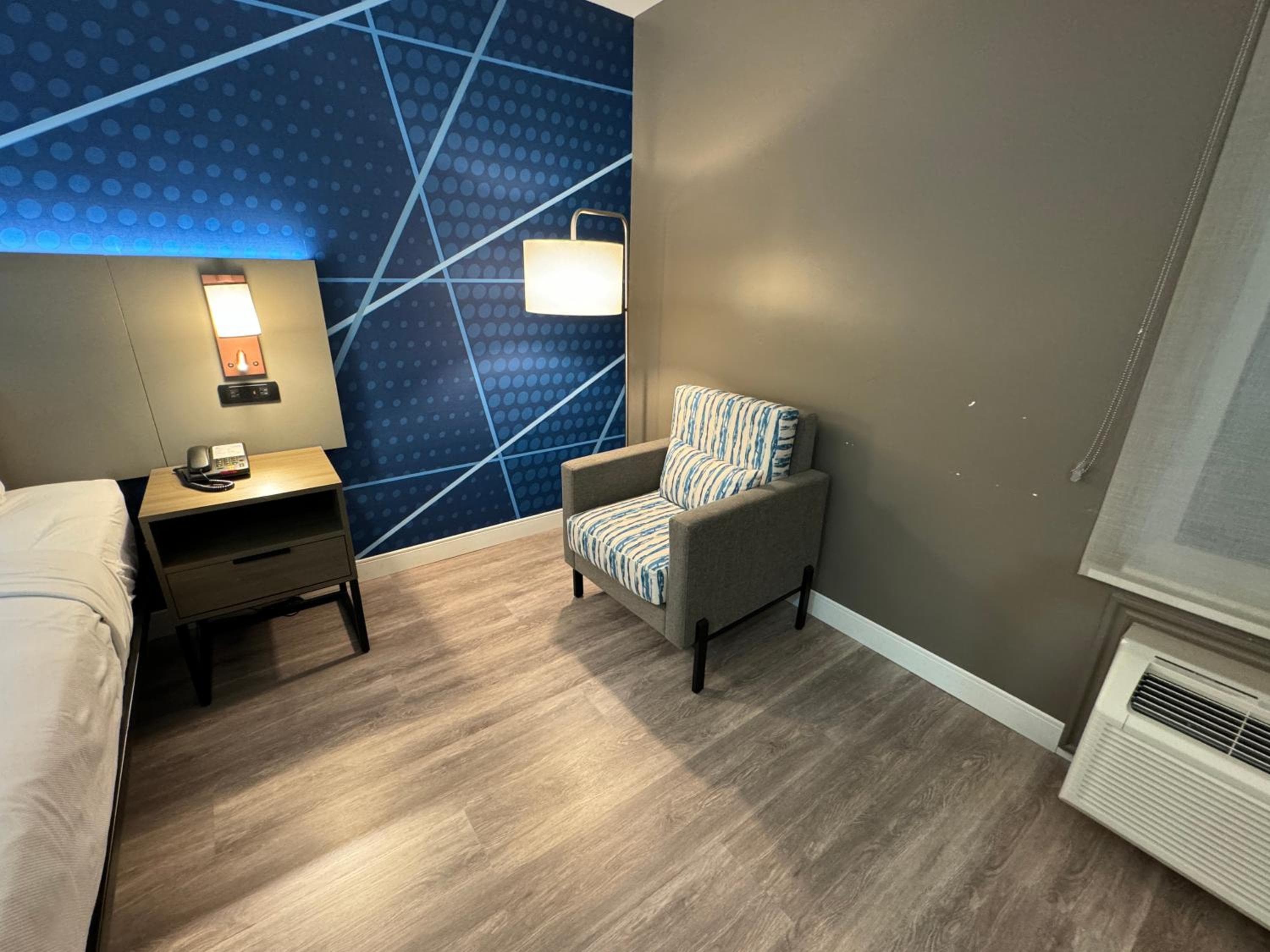 Comfort Inn & Suites Salt Lake City I-80 I-15 Downtown