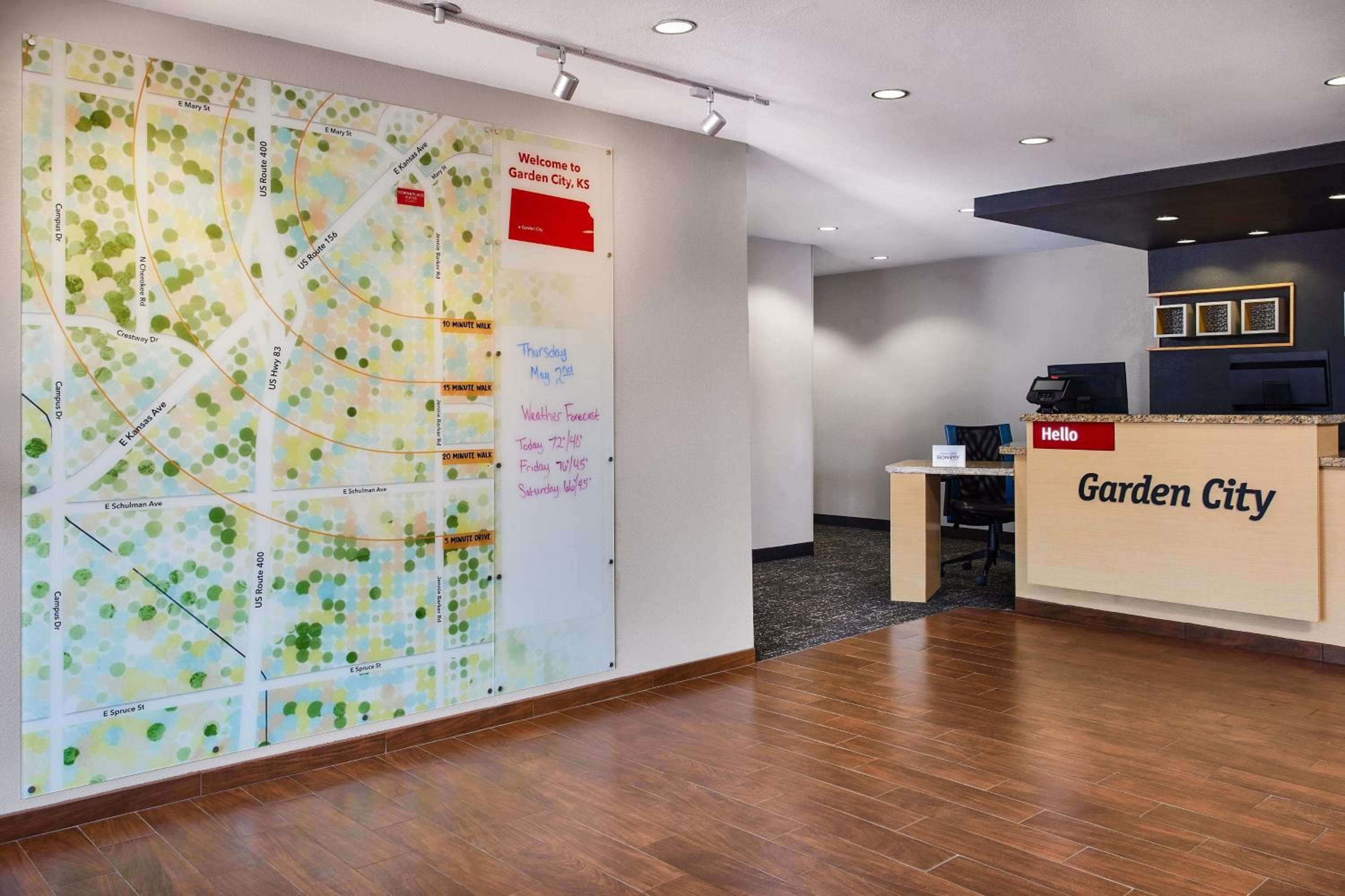 TownePlace Suites by Marriott Garden City