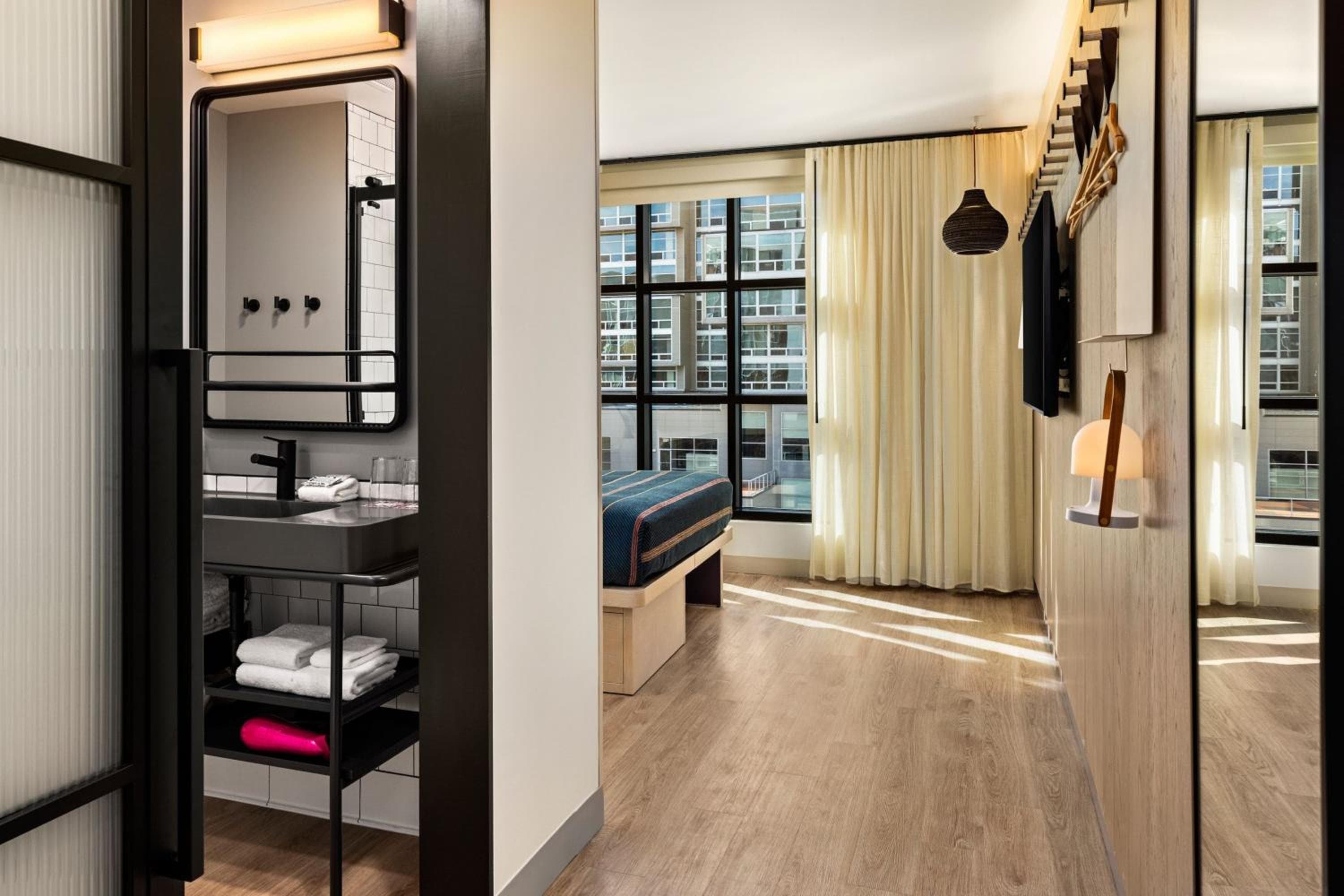 Moxy Madison Downtown