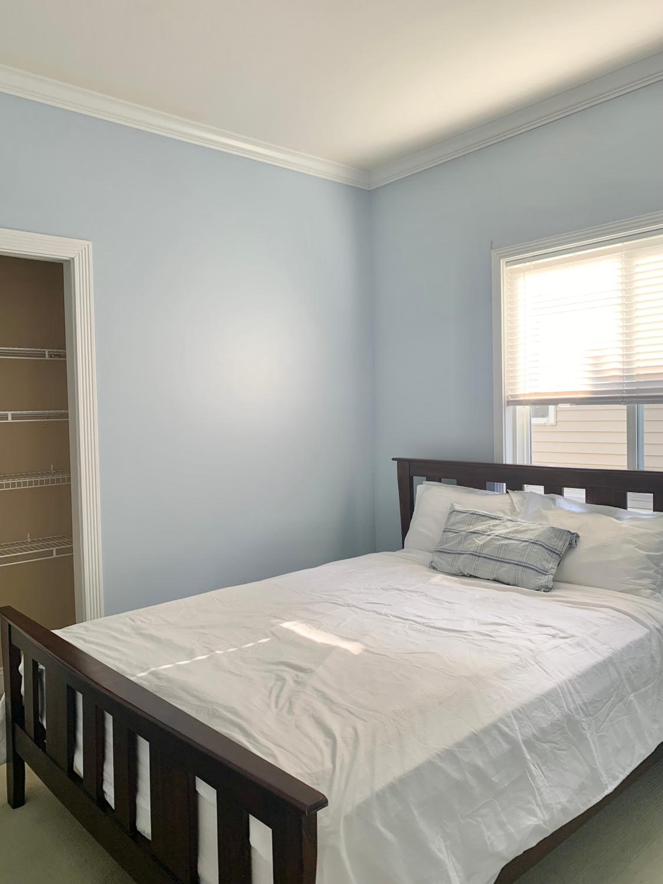 3 Bedrooms 1 Bath in SHARE HOUSE at Coquitlam Central Mall & skytrain