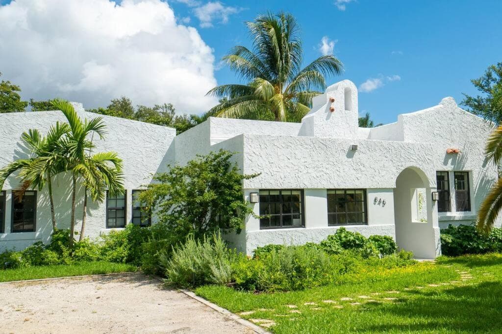 Villa Viscayne - Miami Modern Luxury with Pool & Spa