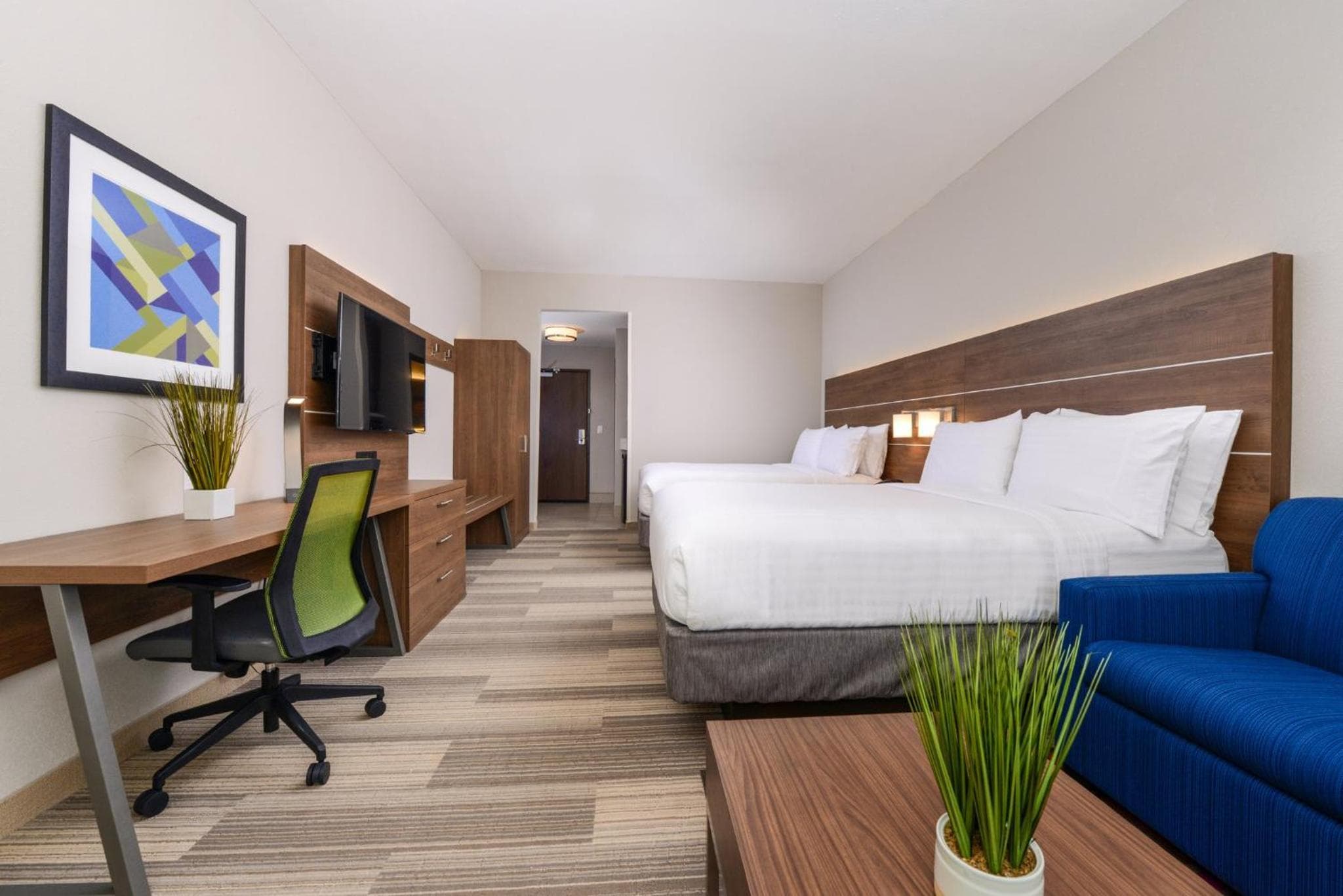 Holiday Inn Express & Suites - St. Petersburg - Madeira Beach by IHG