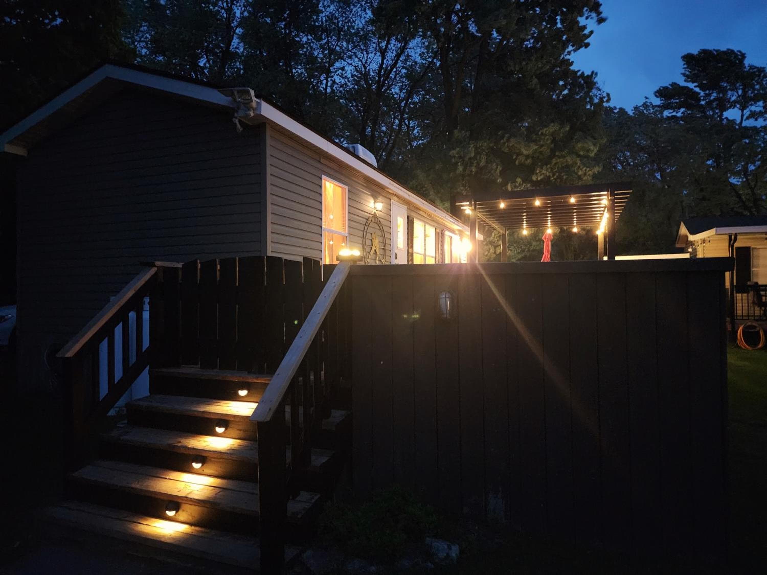 2 BR Cottage with Lake View at Sherkston Resort, Sleep 6
