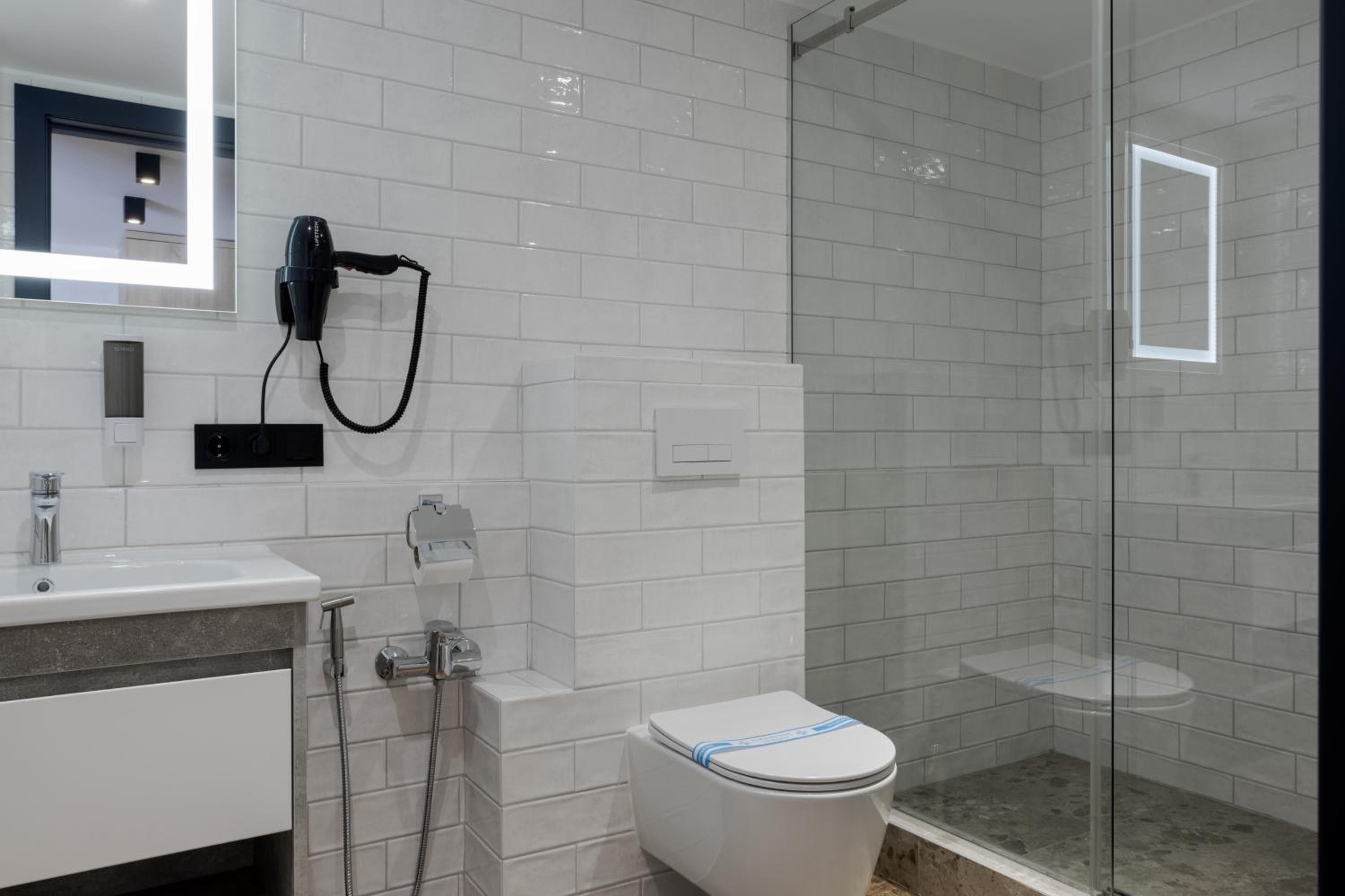 Tulip Residence & Spa Hotel