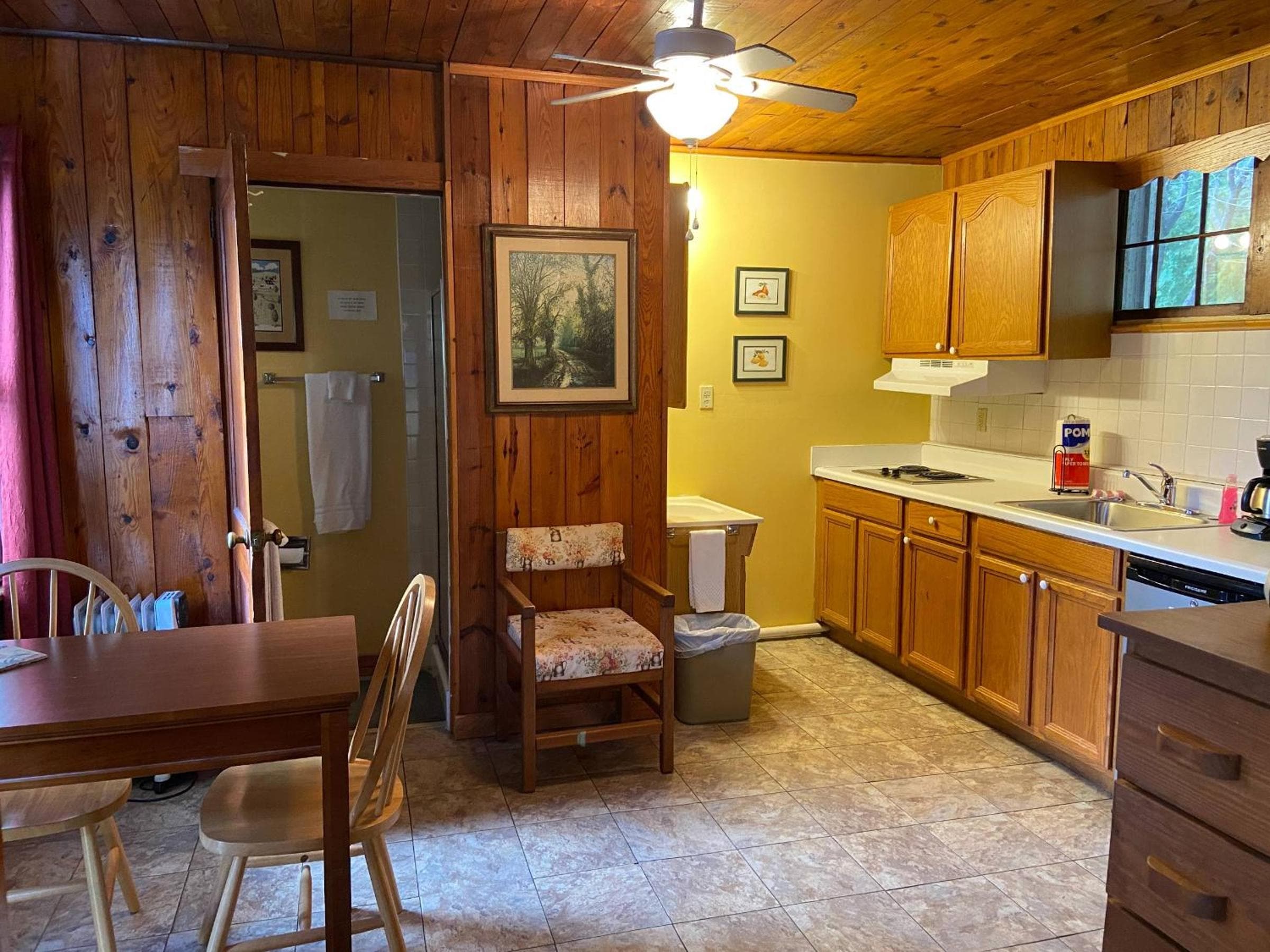 Mountain Lake Cottages