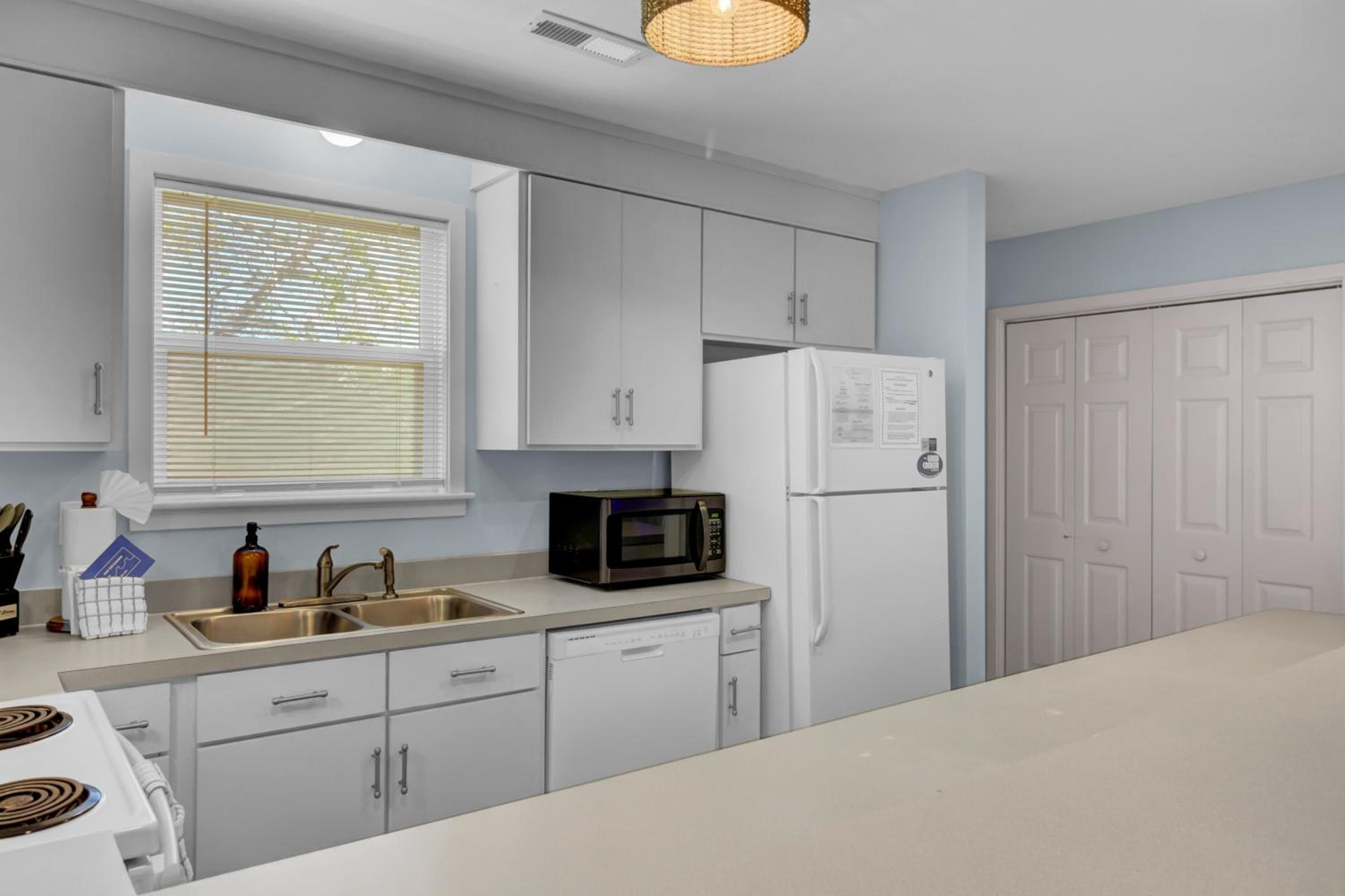 2308 Ion Ave - Ion by AvantStay