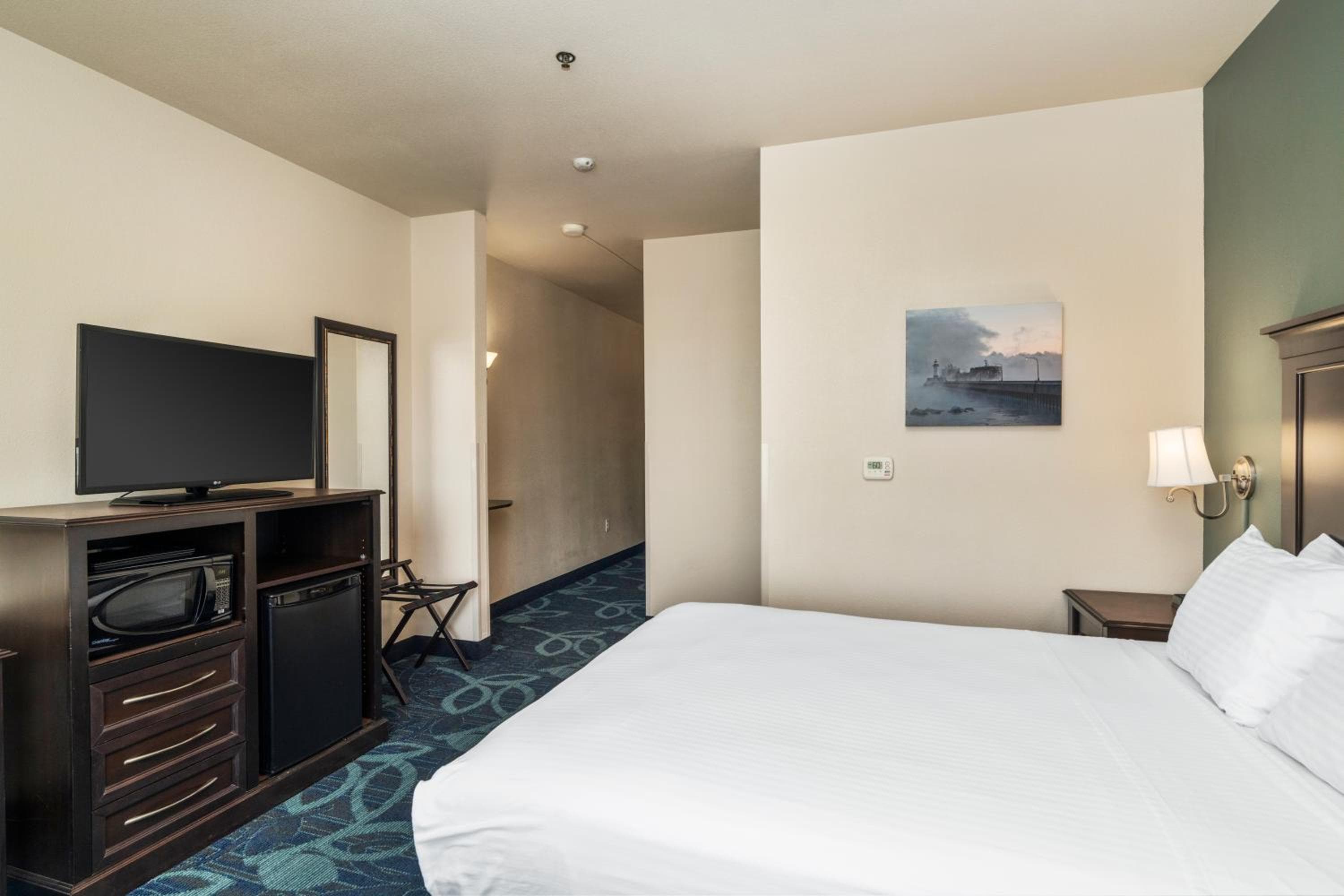 Park Point Marina Inn