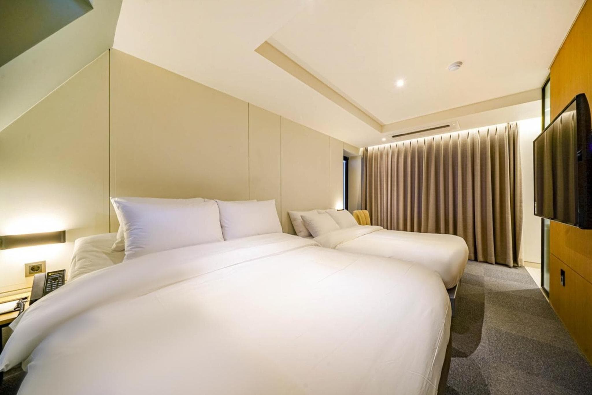 Haeundae The Van Hotel