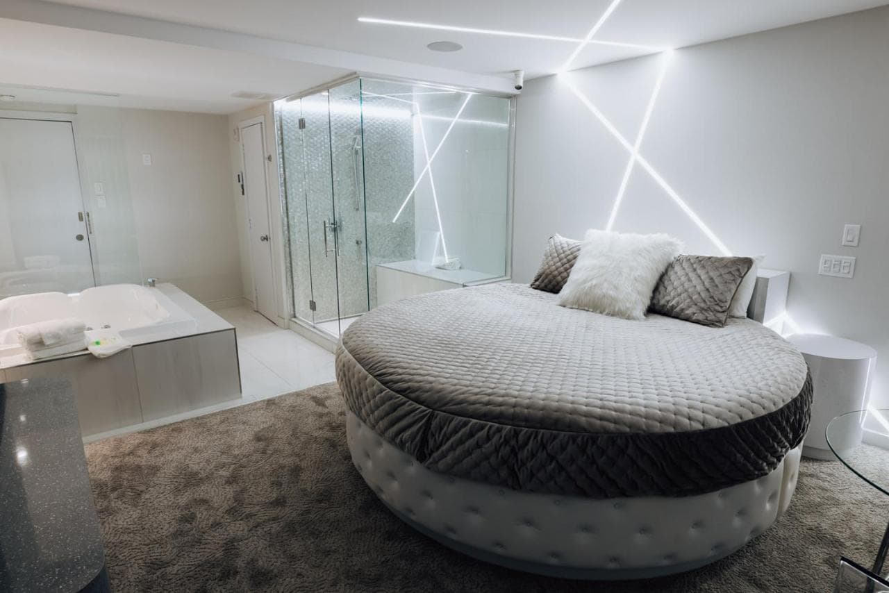 Le Fabreville Motel & Suites