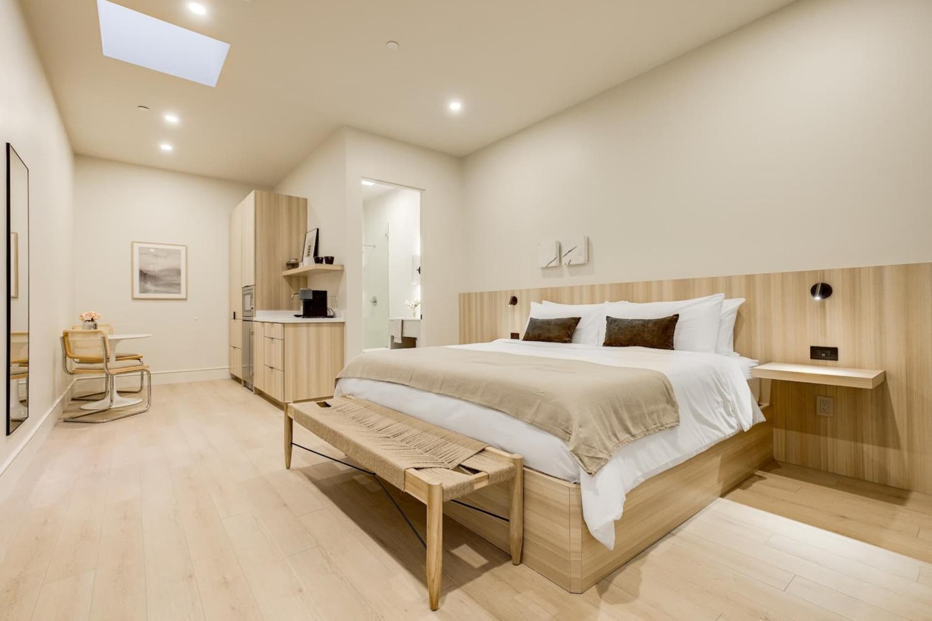 Casa De La Vina - Boutique Suites in Downtown Santa Barbara